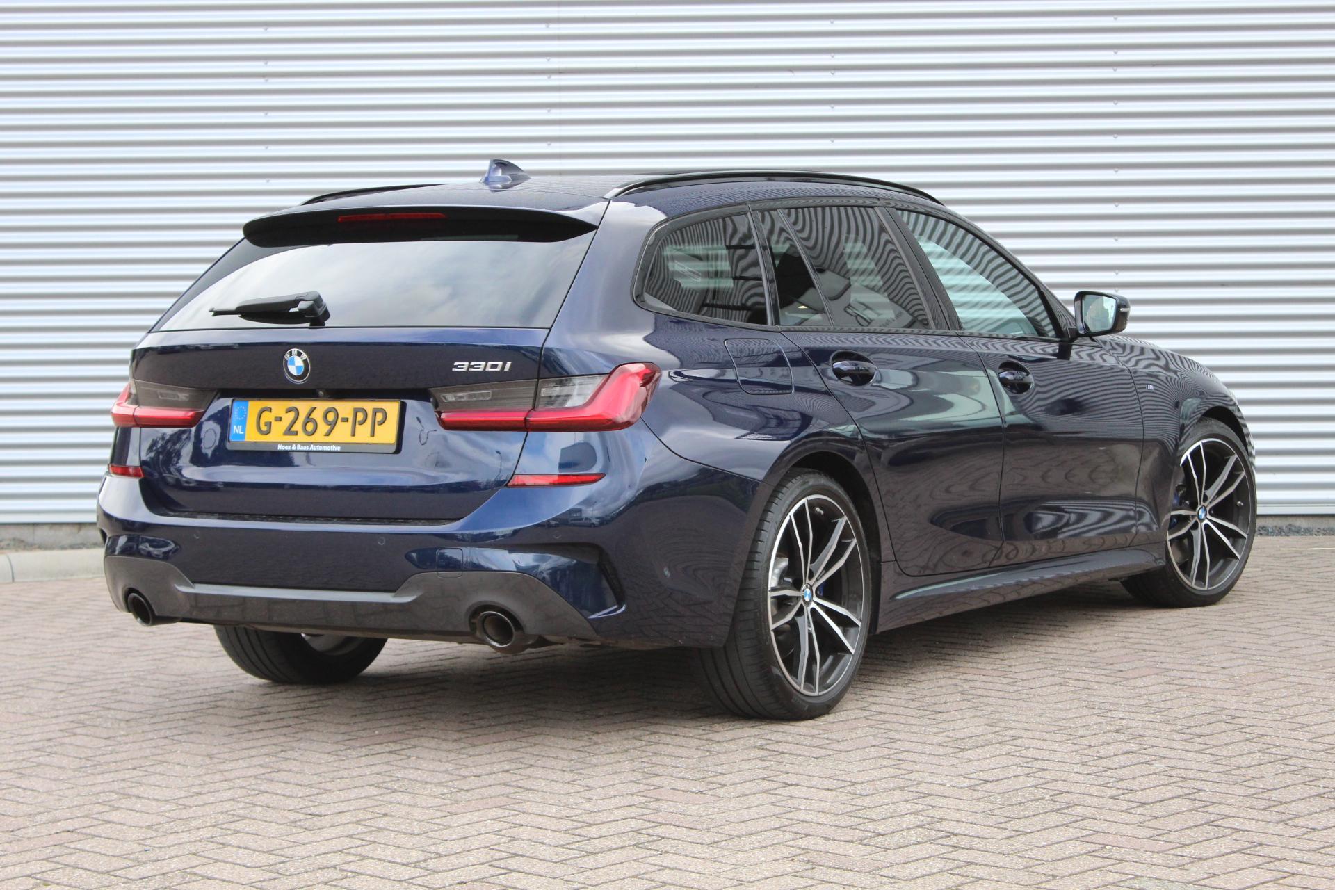 Foto van BMW 330i