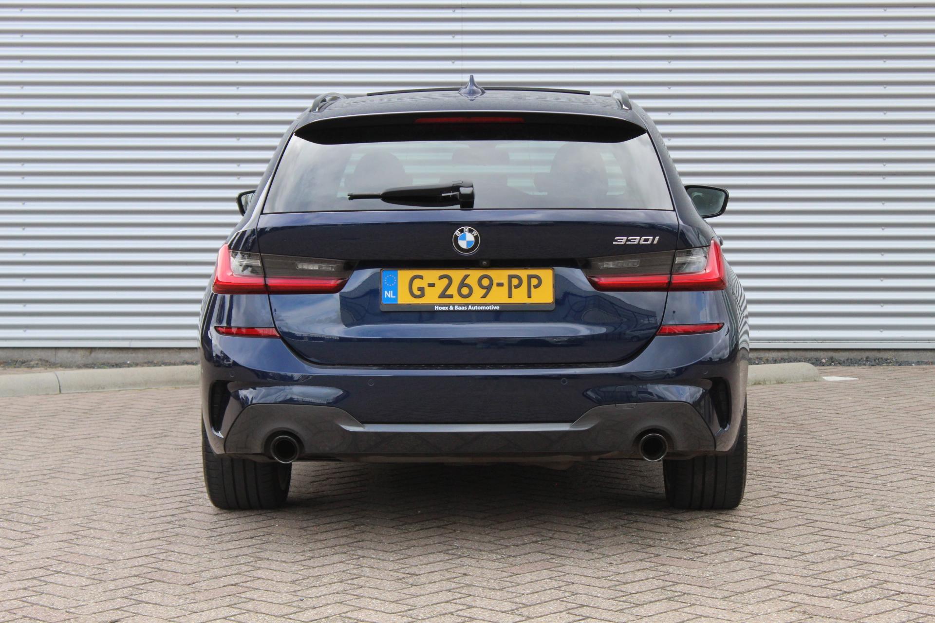 Foto van BMW 330i