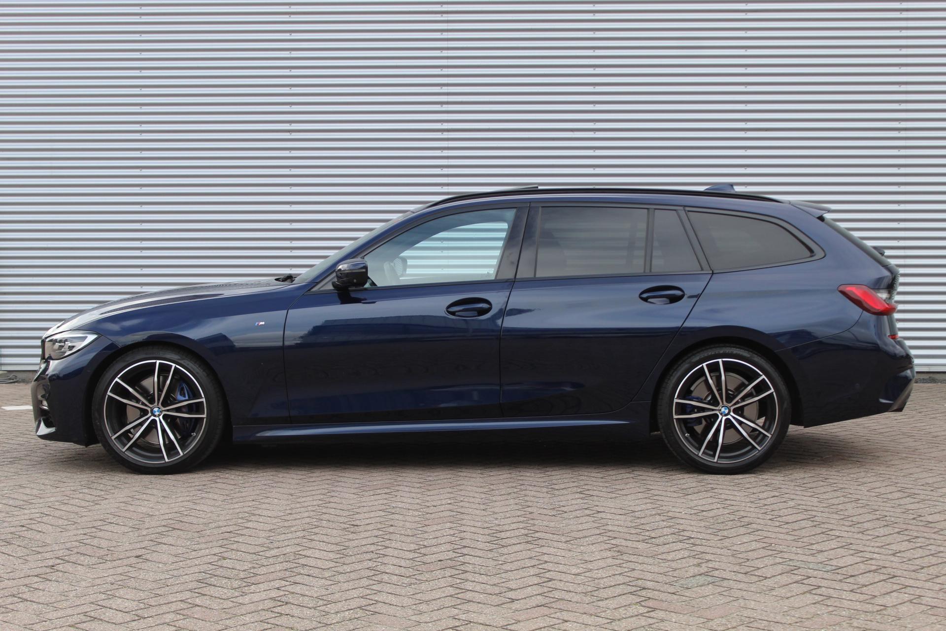 Foto van BMW 330i