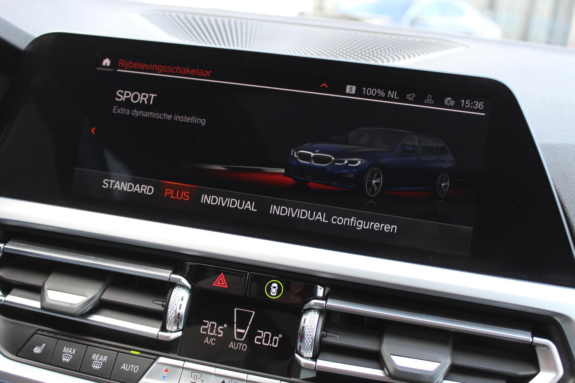 Foto van BMW 330i