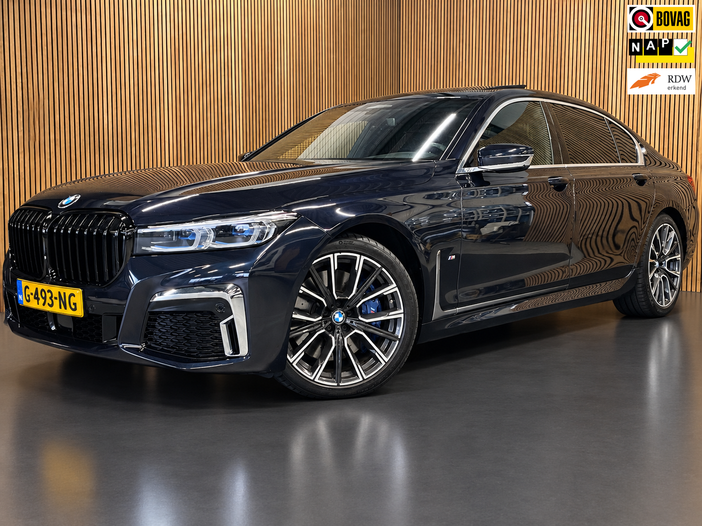 BMW 750ld xDrive 750Ld xDrive High Executive|FULL OPTION|STOELVENTILATIE|PANO|MEMORY|TREKHAAK|B&W AUDIO|360+3D CAMERA|NAP|NL-AUTO|MARGE 2019 - voorkant
