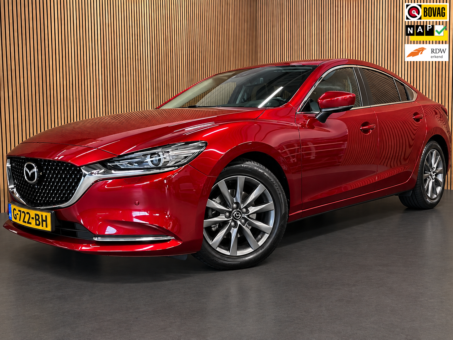 Mazda Mazda6 2.0 SkyActiv-G 165 Signature|FULL OPTION|TREKAAK|ACC|HUD|LEDER|MEMORY|STUUR+STOELVERW+VENT|360 CAMERA|CARPLAY|NAP|NL-AUTO| 2019 - voorkant