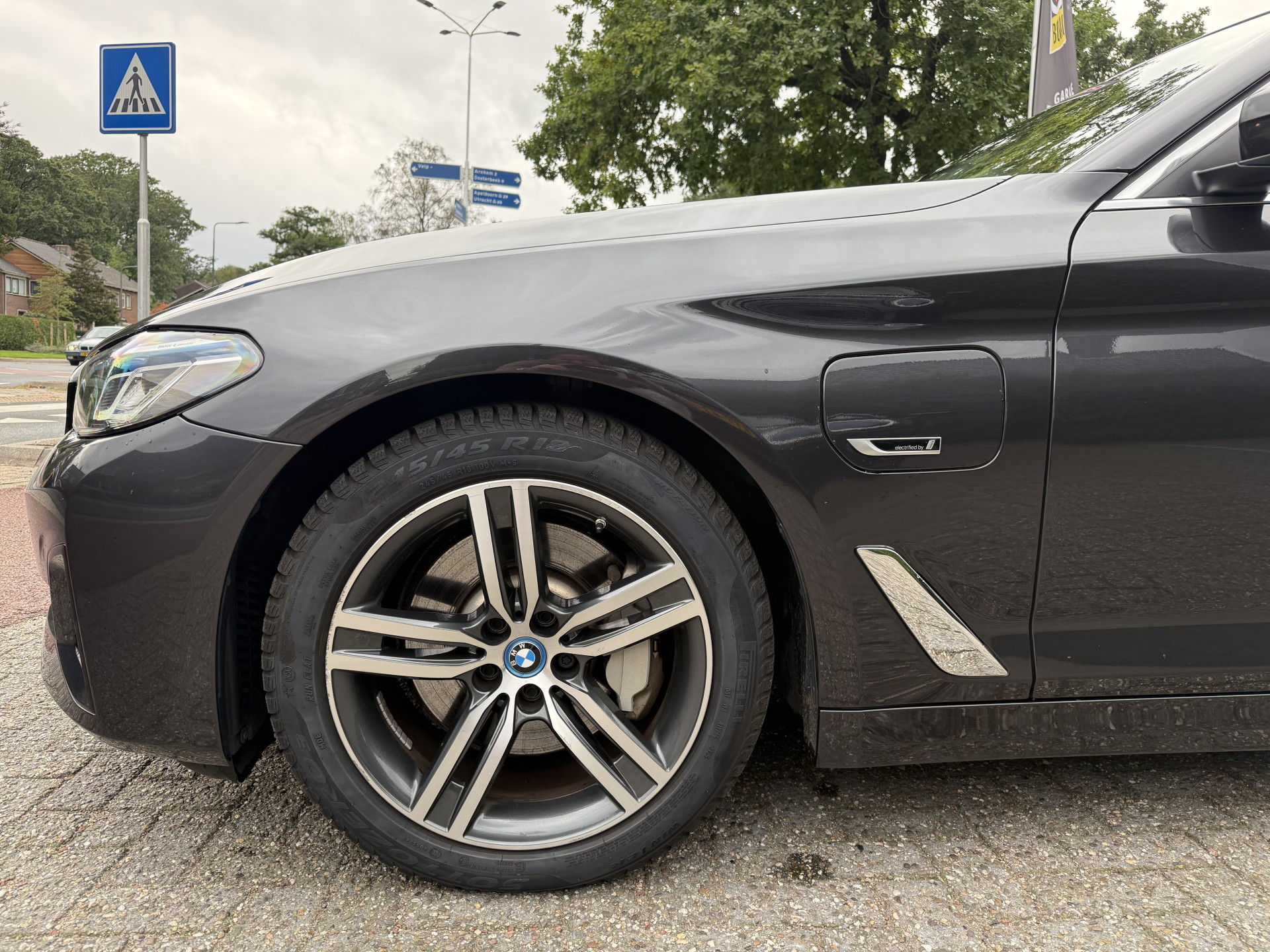 Foto van BMW 530e