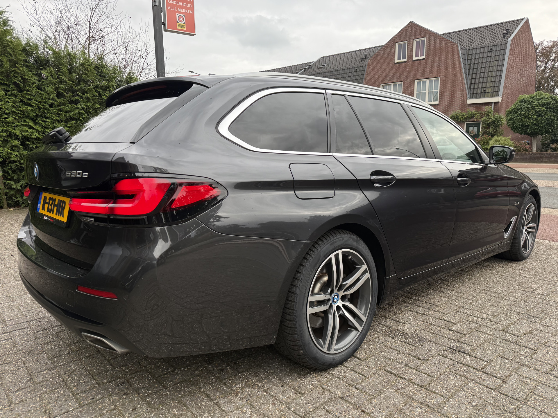 Foto van BMW 530e