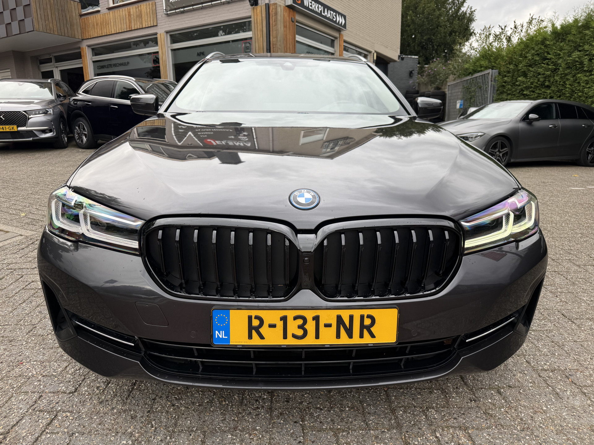 Foto van BMW 530e