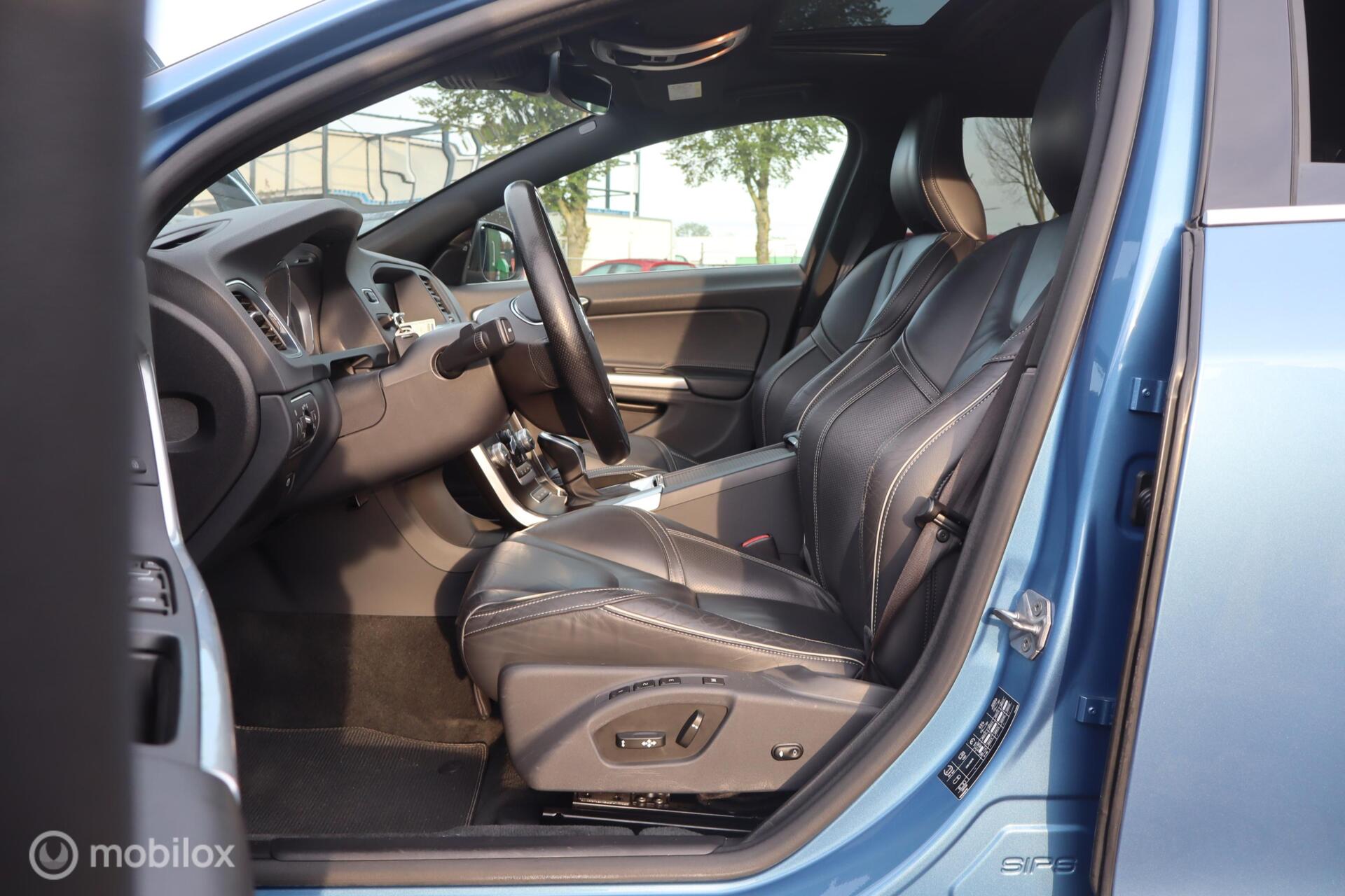 Foto van Volvo V60 Twin Engine