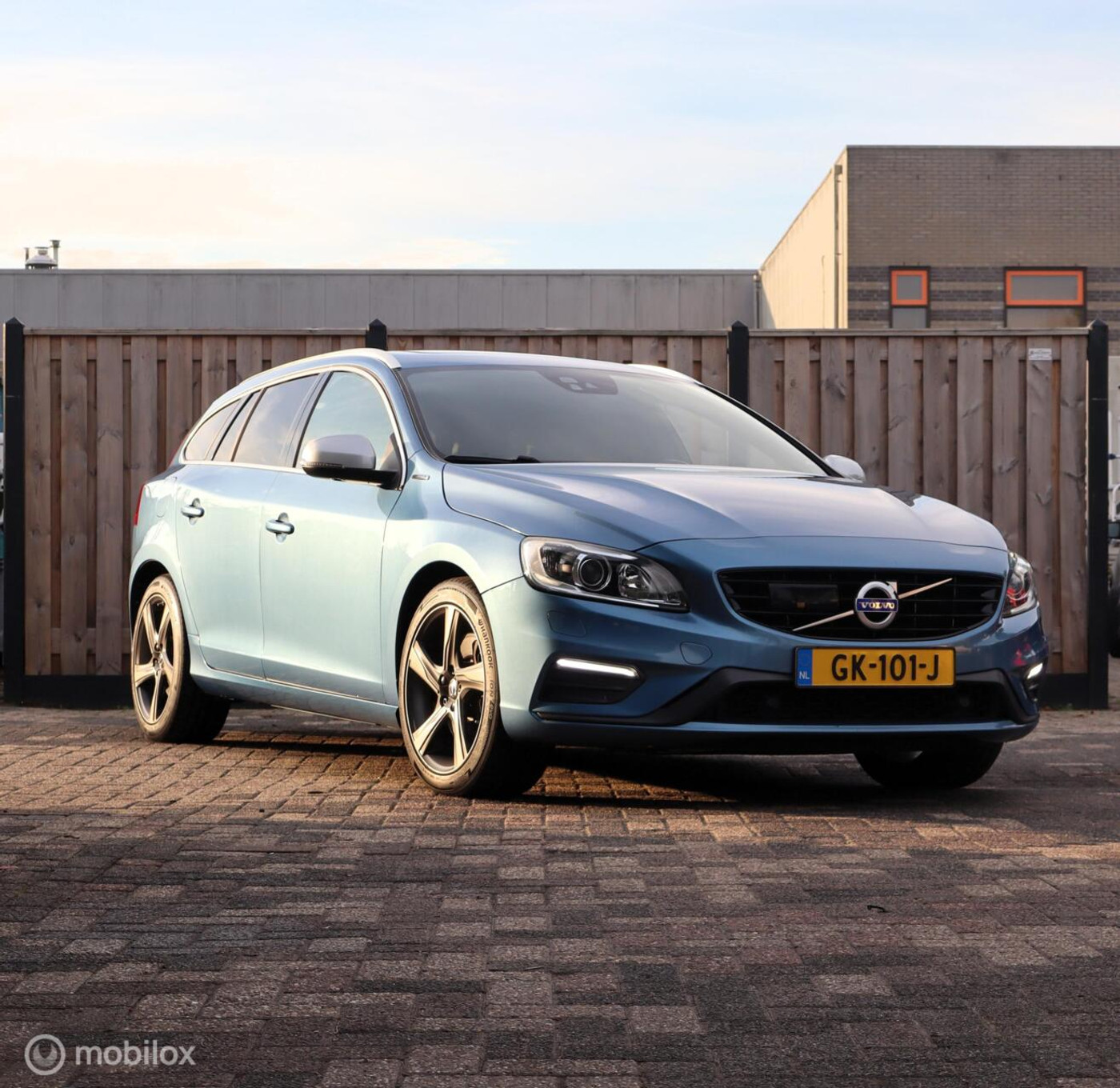Foto van Volvo V60 Twin Engine