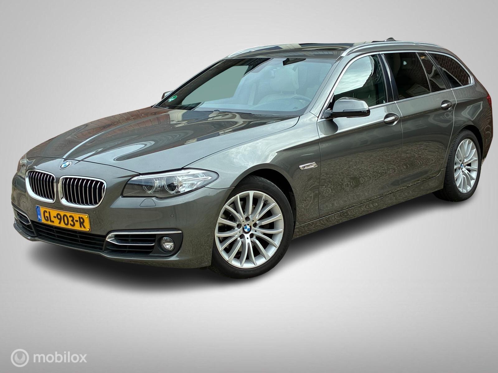 BMW 520i 520i Executive Luxury-line, panoramadak 2015 - voorkant