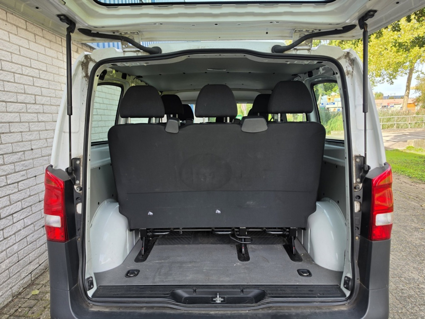Foto van Mercedes-Benz Vito Tourer