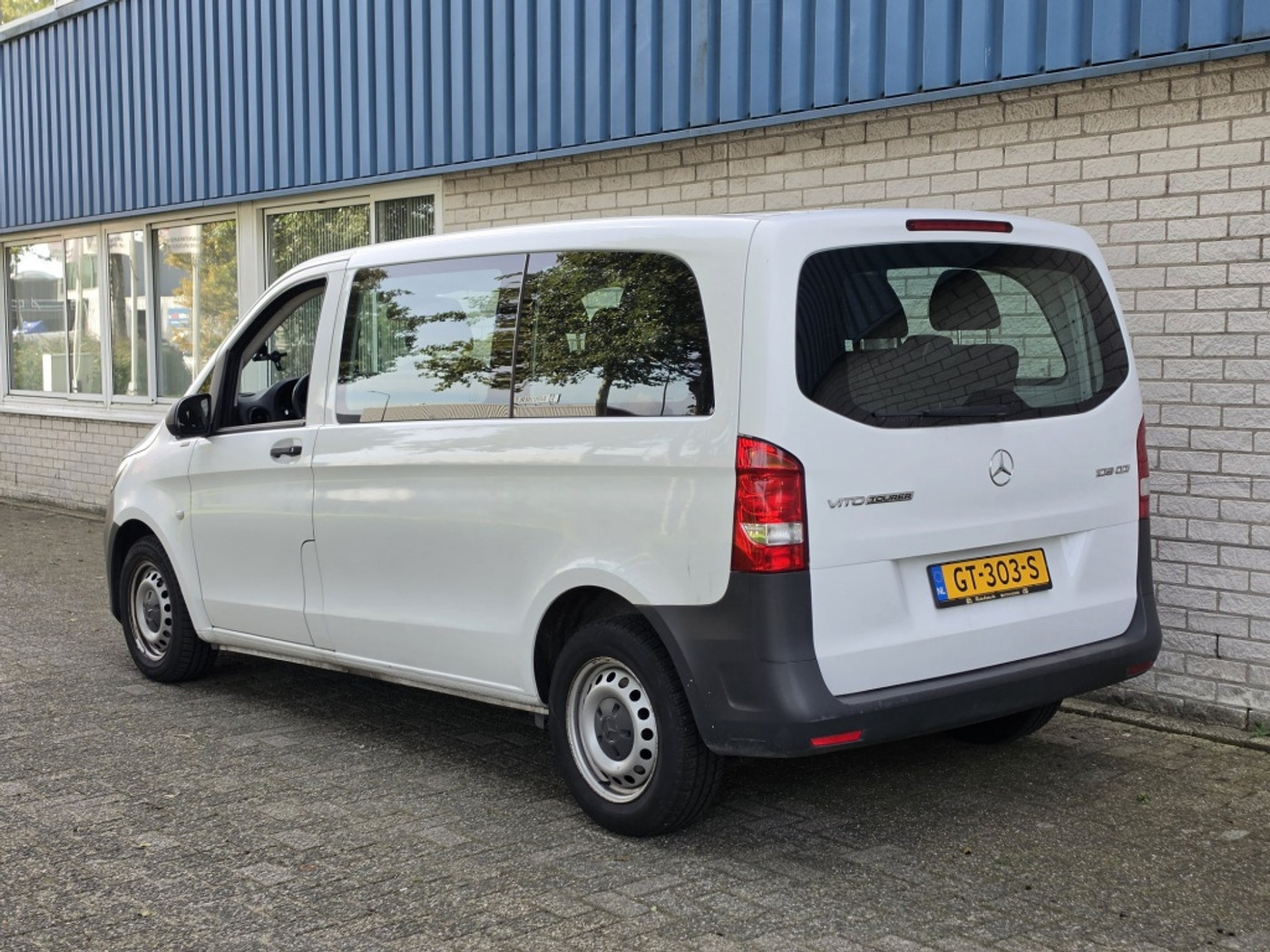 Foto van Mercedes-Benz Vito Tourer
