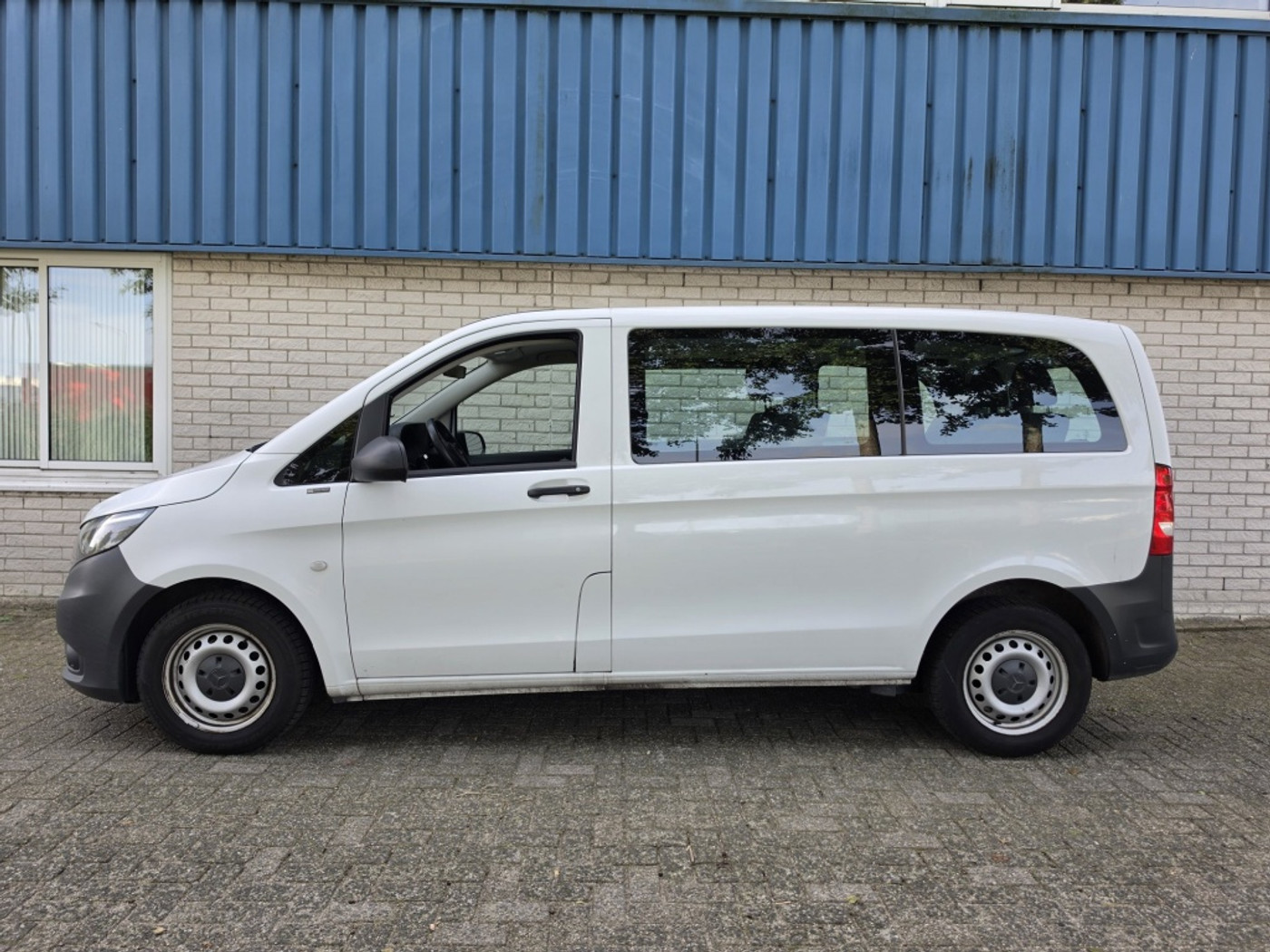 Foto van Mercedes-Benz Vito Tourer