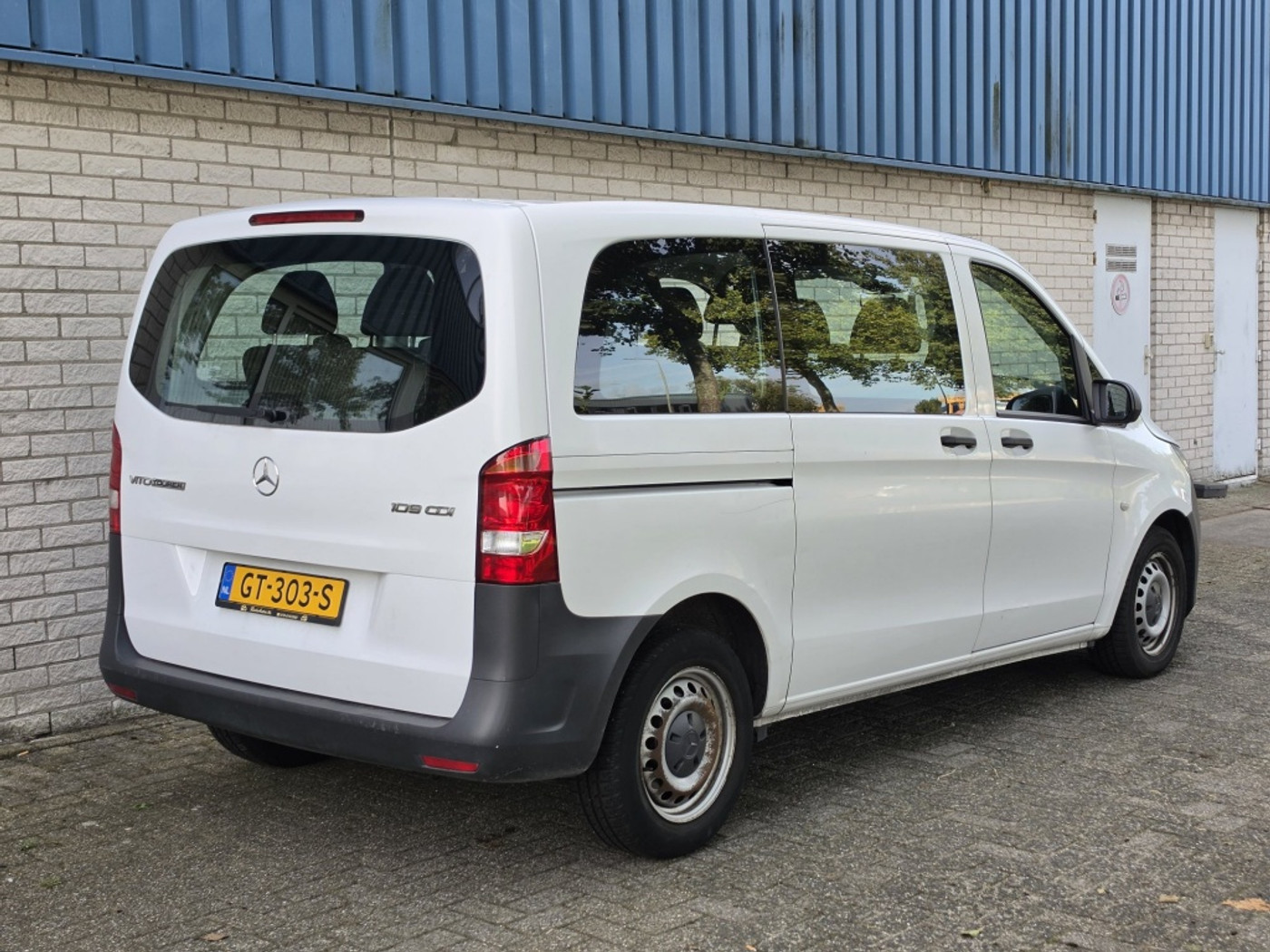 Foto van Mercedes-Benz Vito Tourer