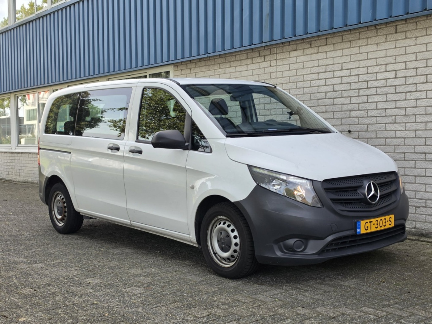 Foto van Mercedes-Benz Vito Tourer