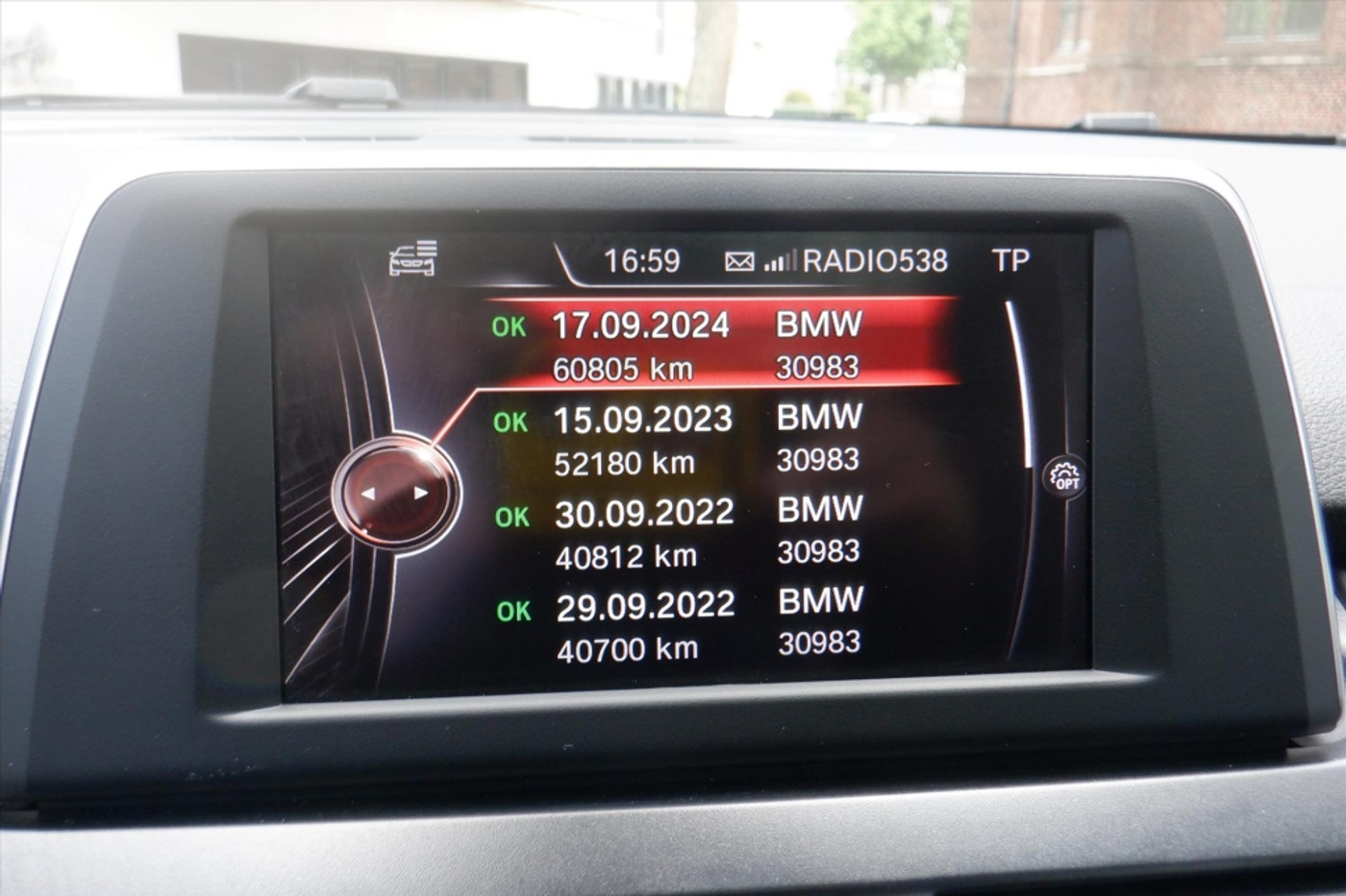 Foto van BMW 218i Active Tourer