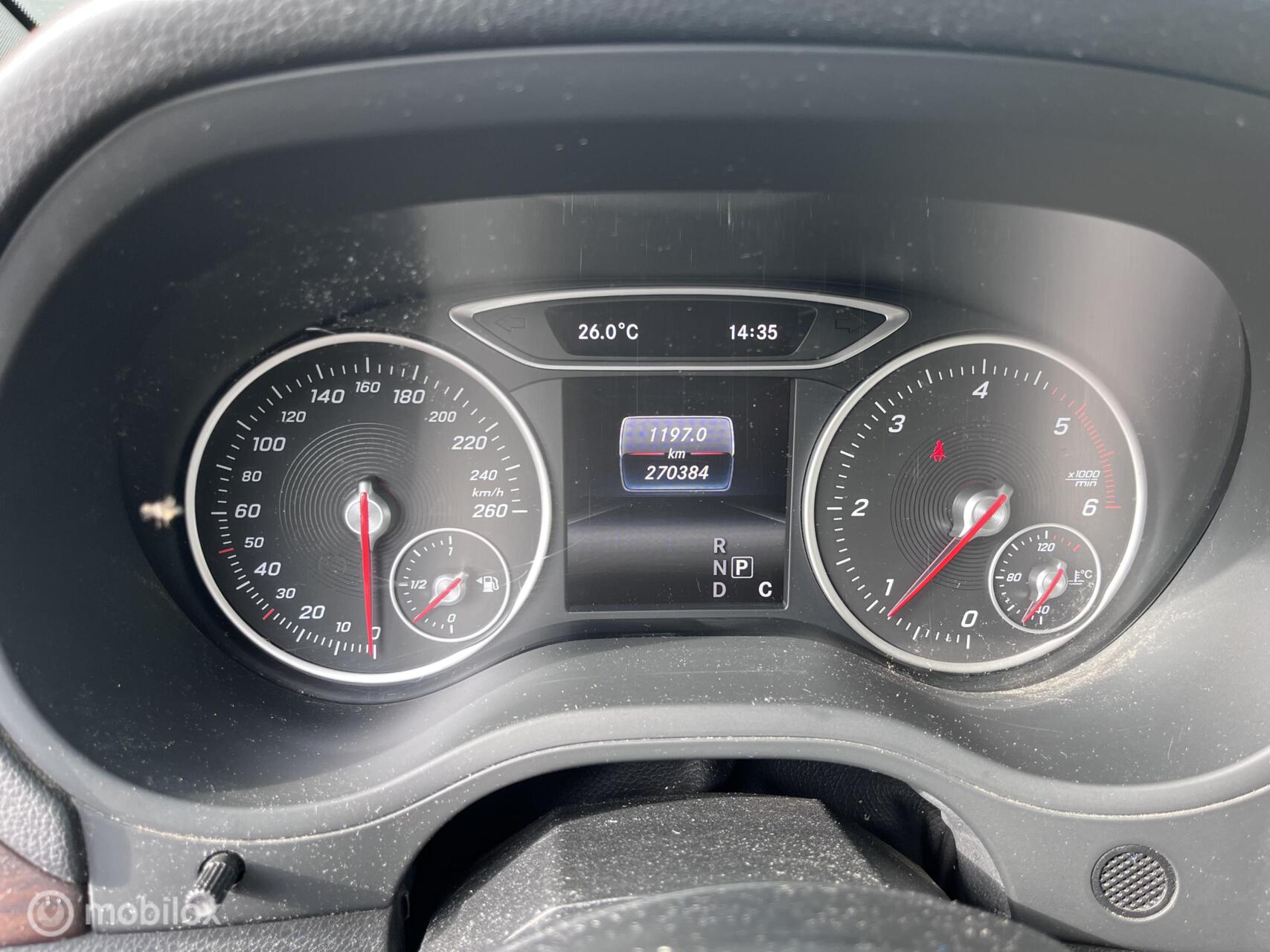 Foto van Mercedes-Benz B 180 D