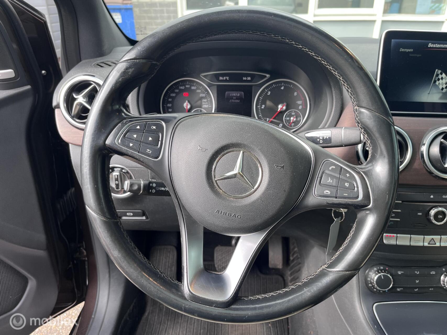 Foto van Mercedes-Benz B 180 D