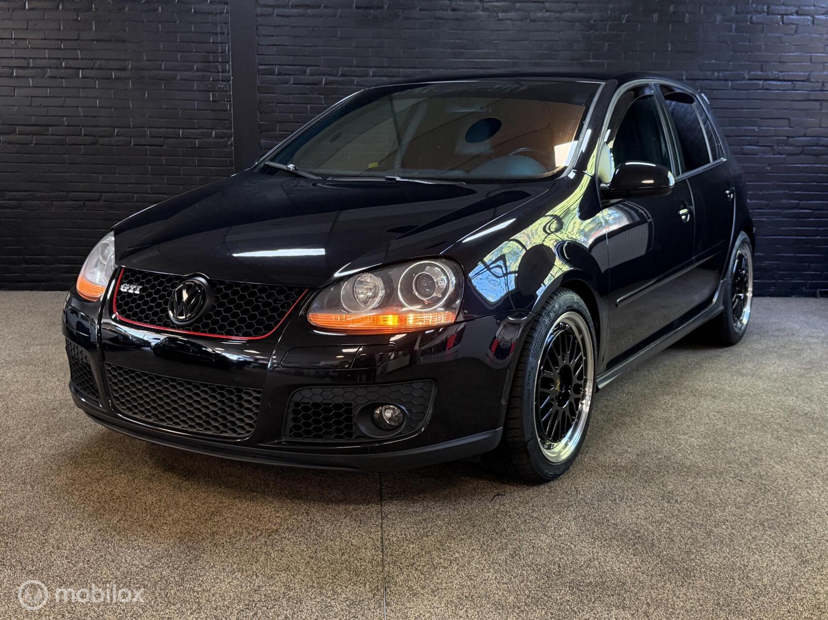 Volkswagen Golf 2.0 TFSI GTI LIMITED EDITION 240 85/300 2009 - voorkant