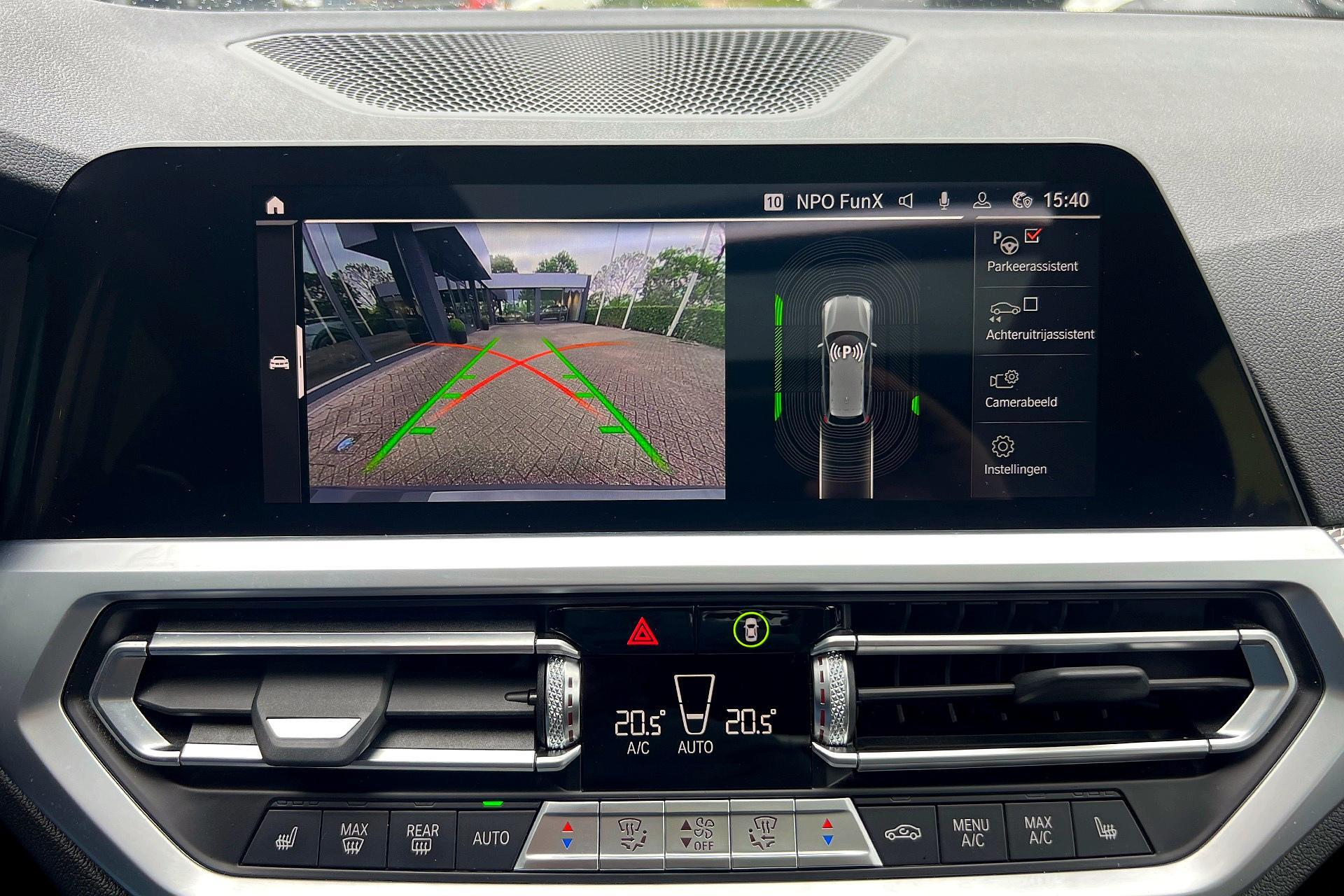 Foto van BMW 330i