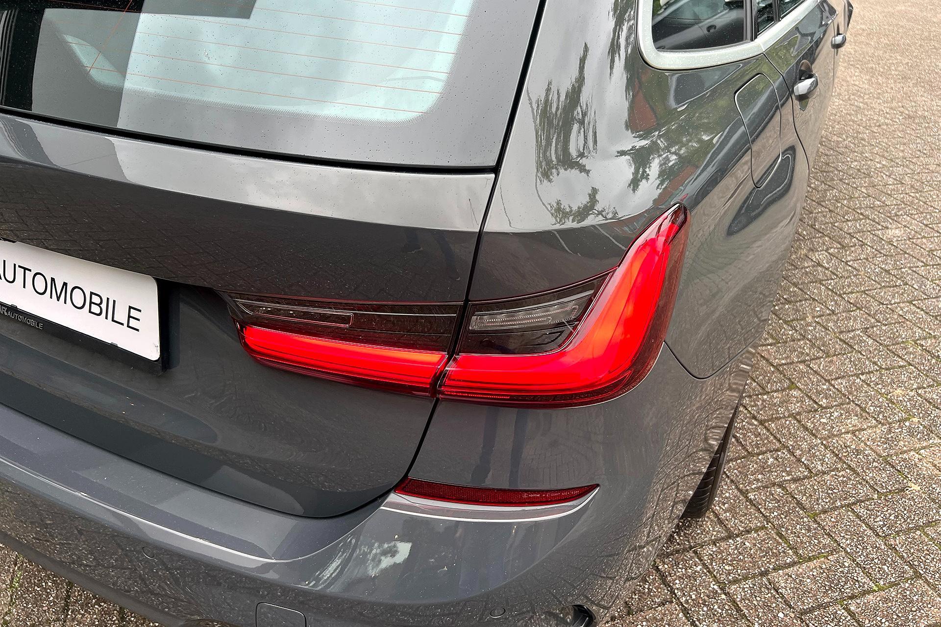 Foto van BMW 330i