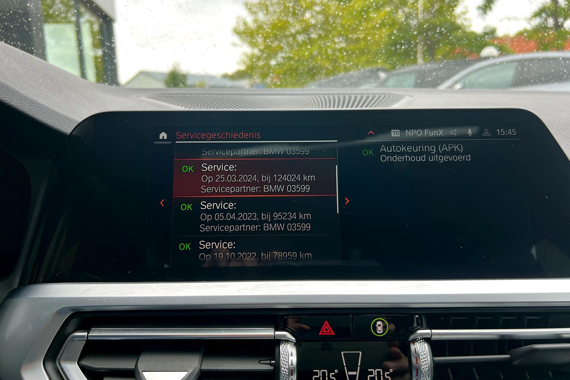 Foto van BMW 330i