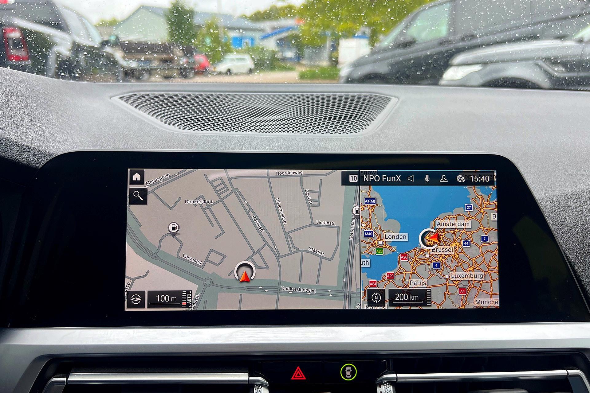 Foto van BMW 330i