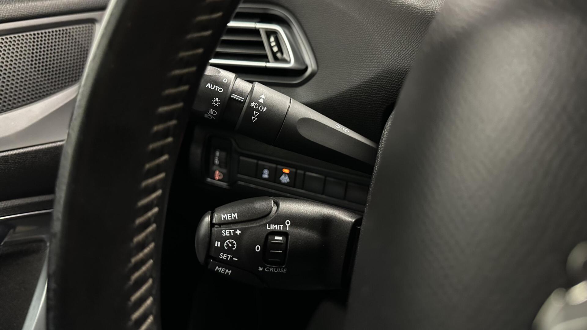 Foto van Peugeot 308 SW
