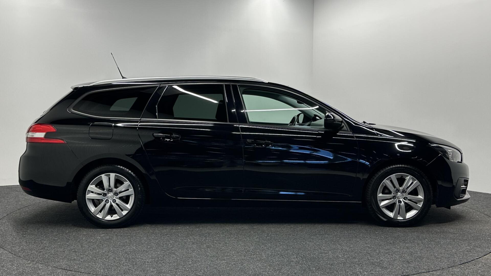Foto van Peugeot 308 SW