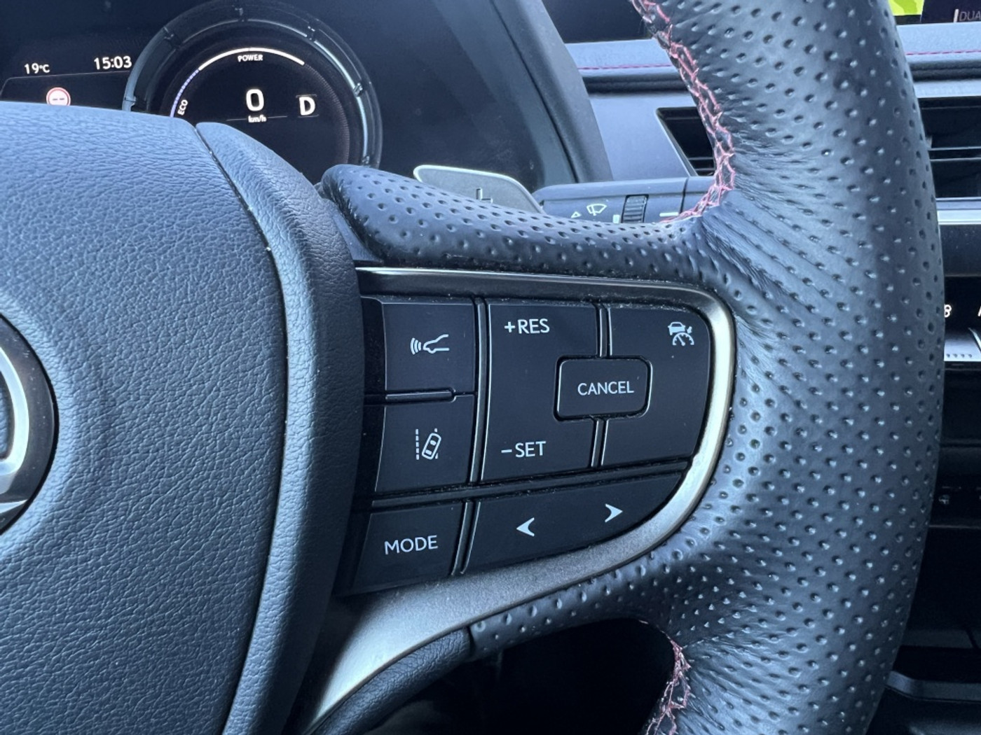 Foto van Lexus Lexus Ux250h