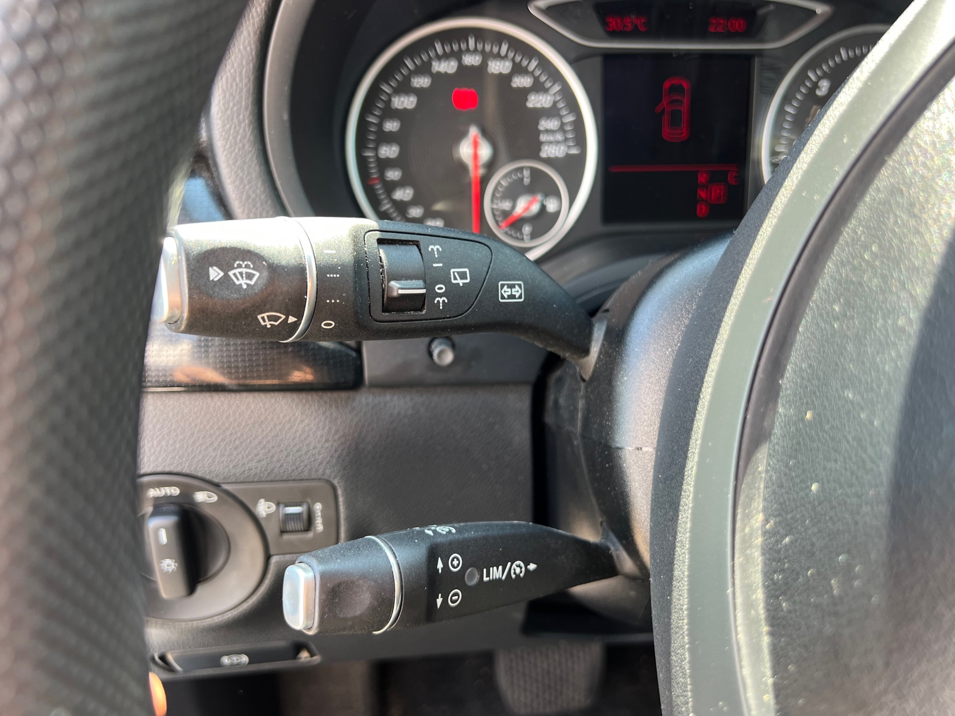 Foto van Mercedes-Benz B 220 D