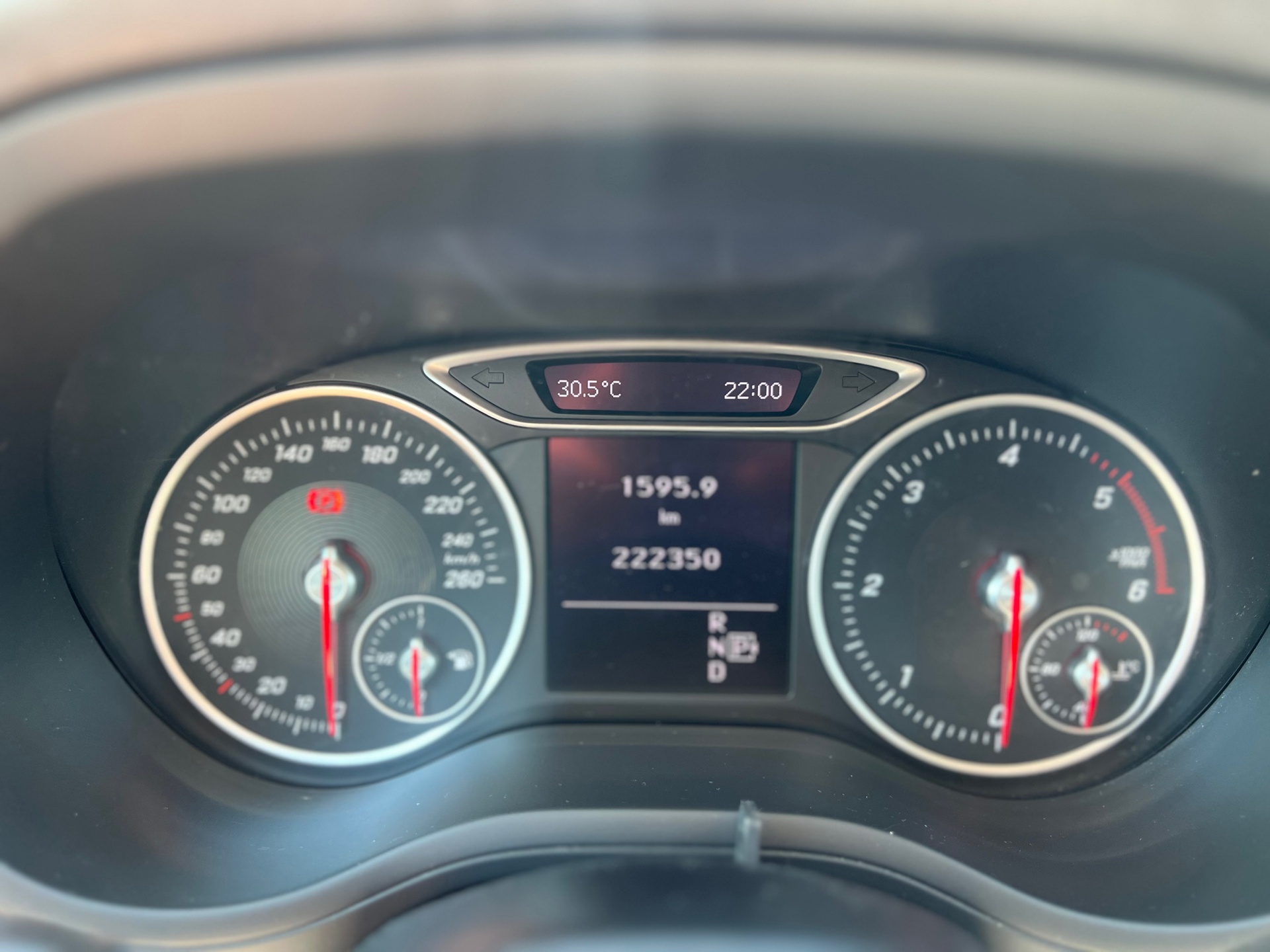 Foto van Mercedes-Benz B 220 D