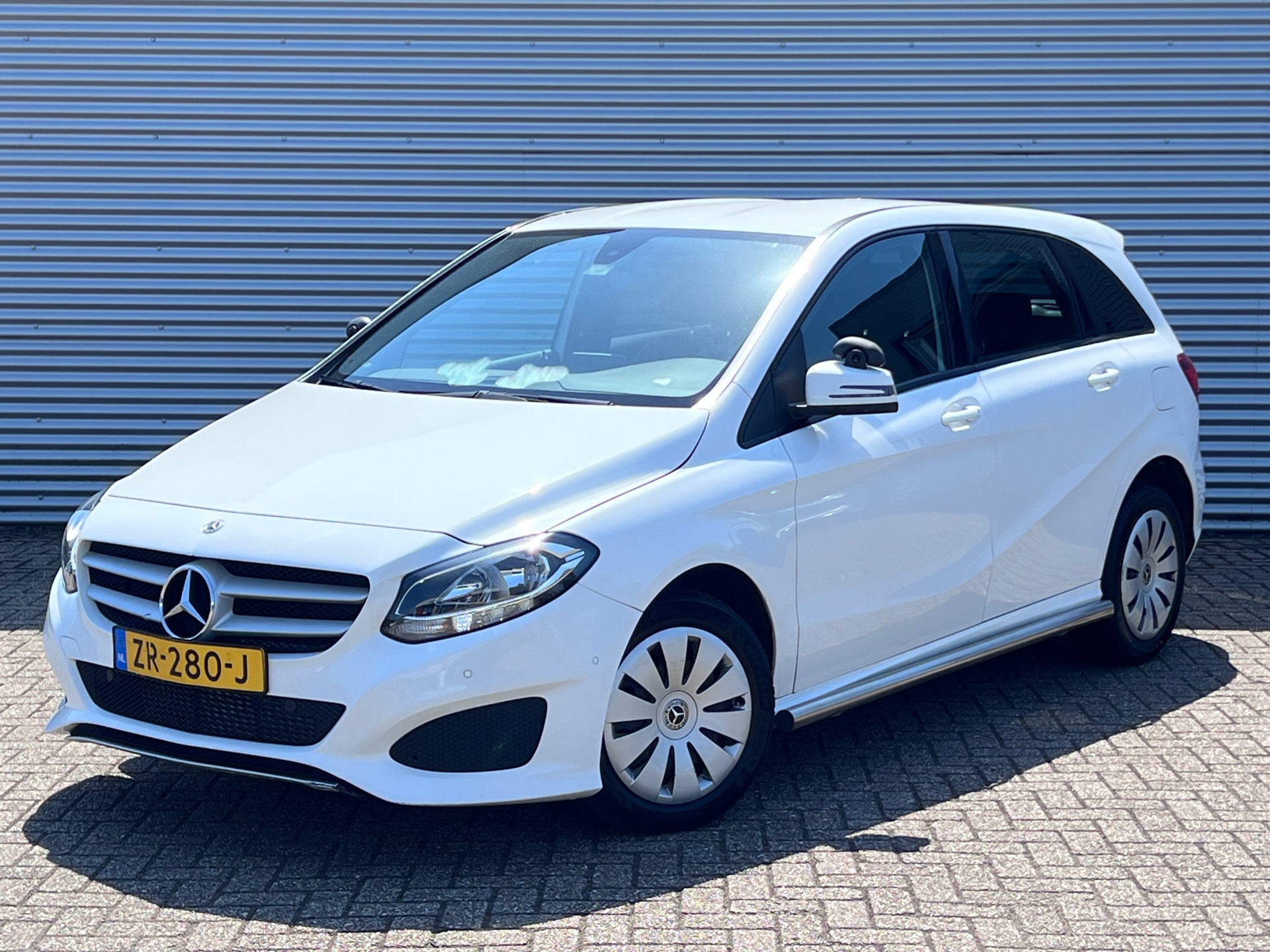 Foto van Mercedes-Benz B 220 D