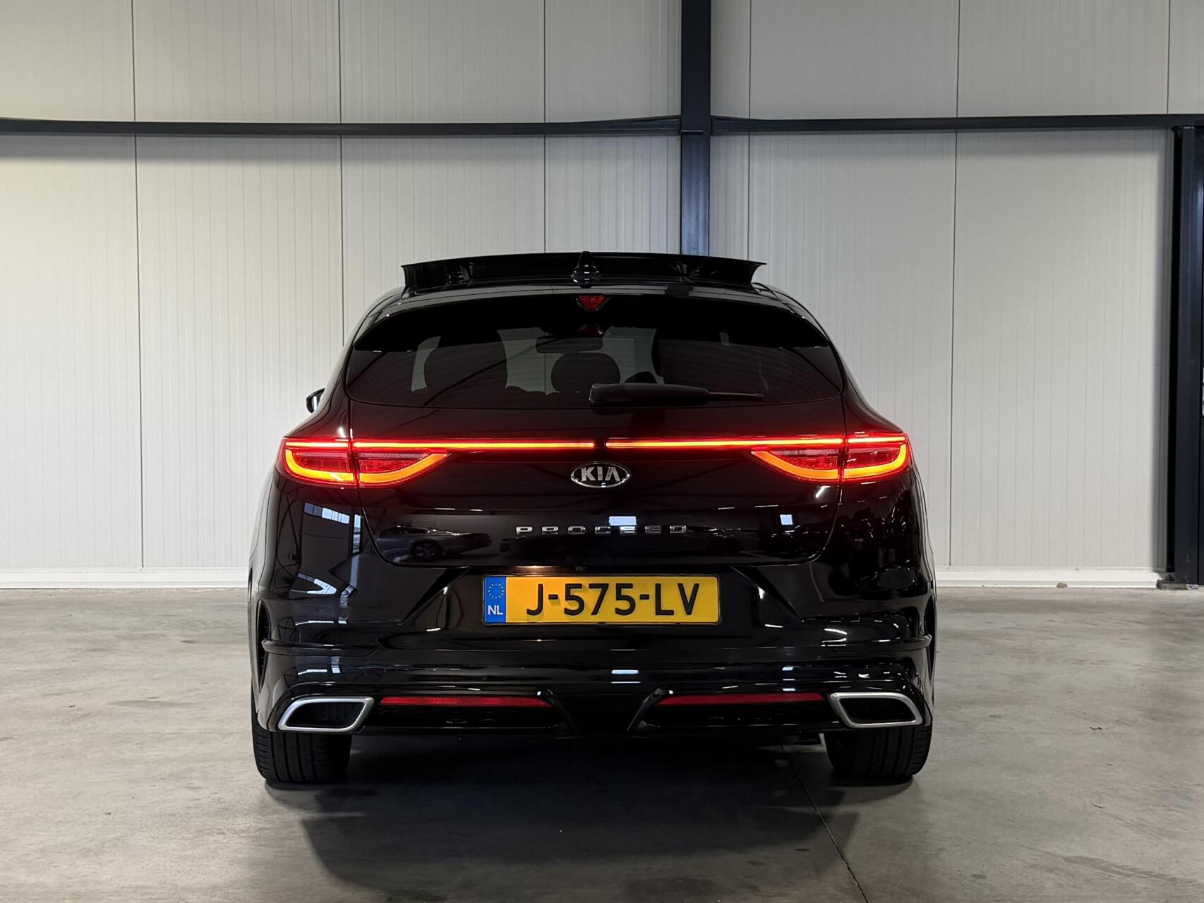 Foto van Kia Proceed