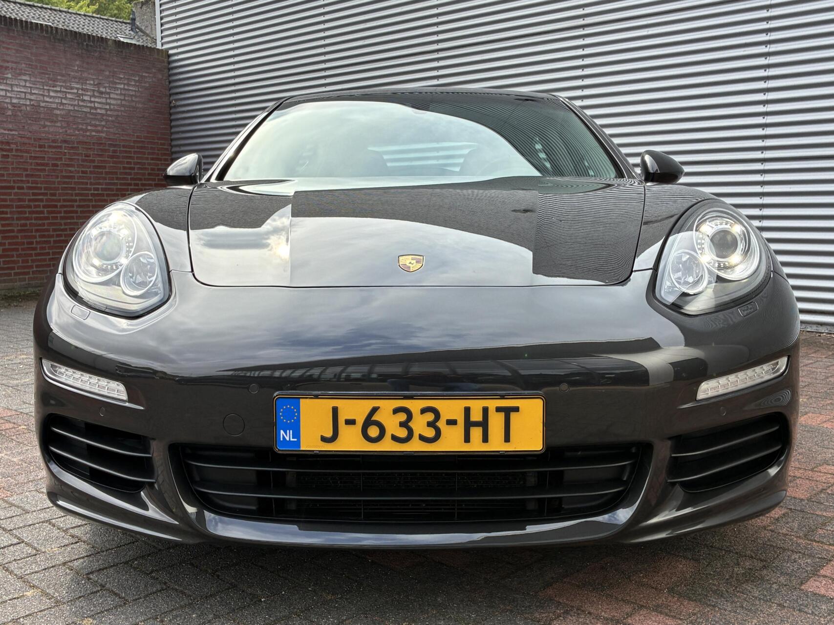 Foto van Porsche Panamera S E-hybrid