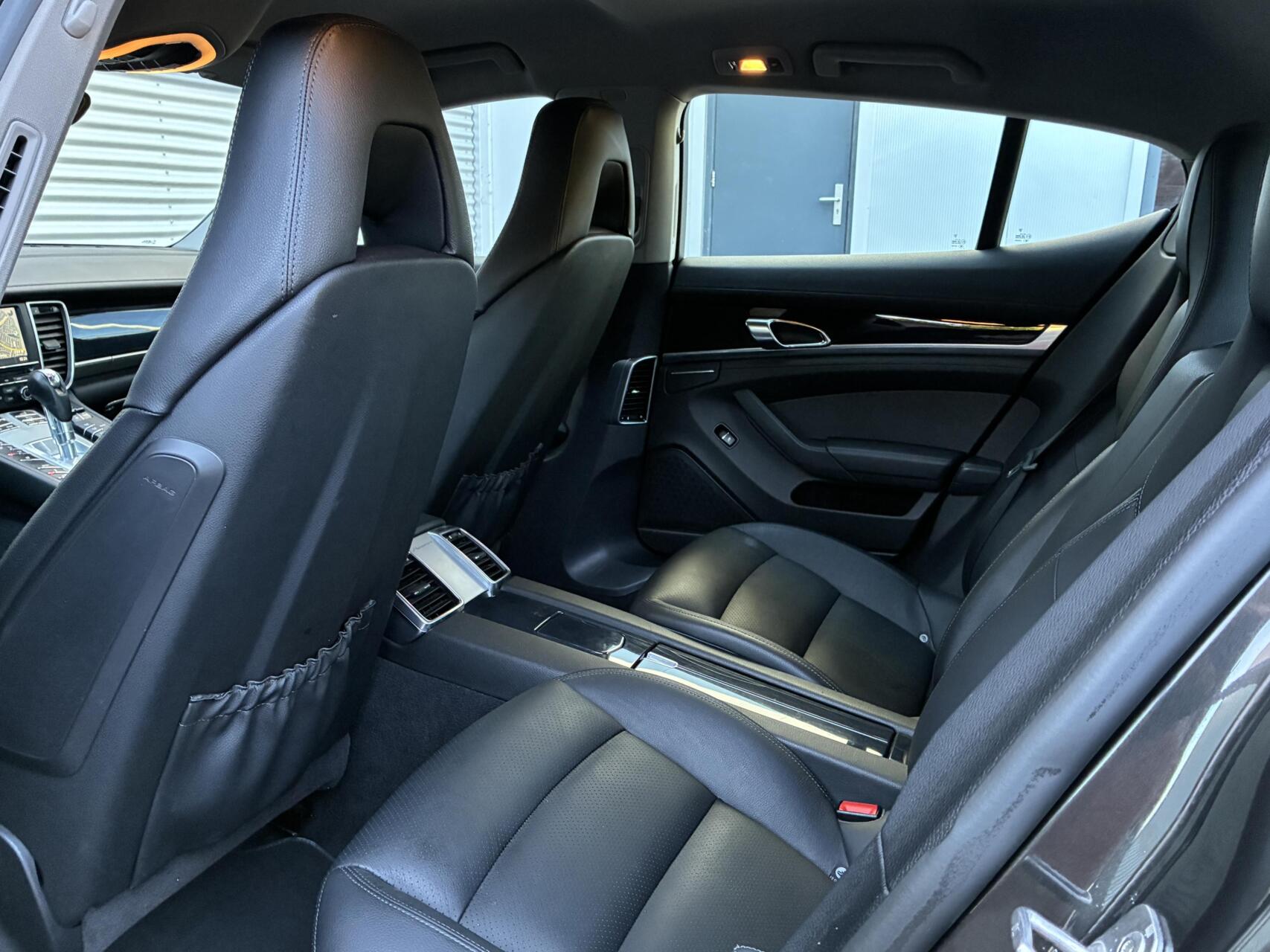 Foto van Porsche Panamera S E-hybrid