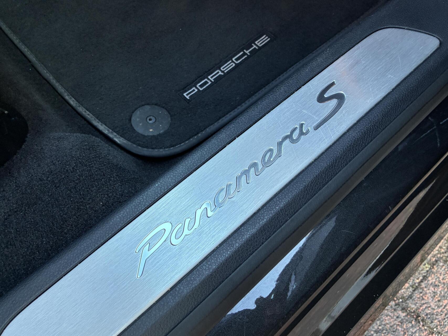 Foto van Porsche Panamera S E-hybrid