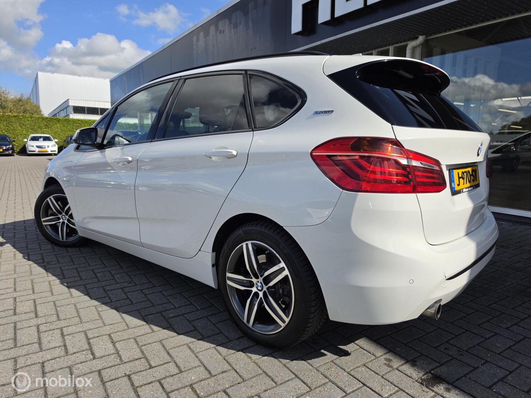 Foto van BMW 225xe Active Tourer