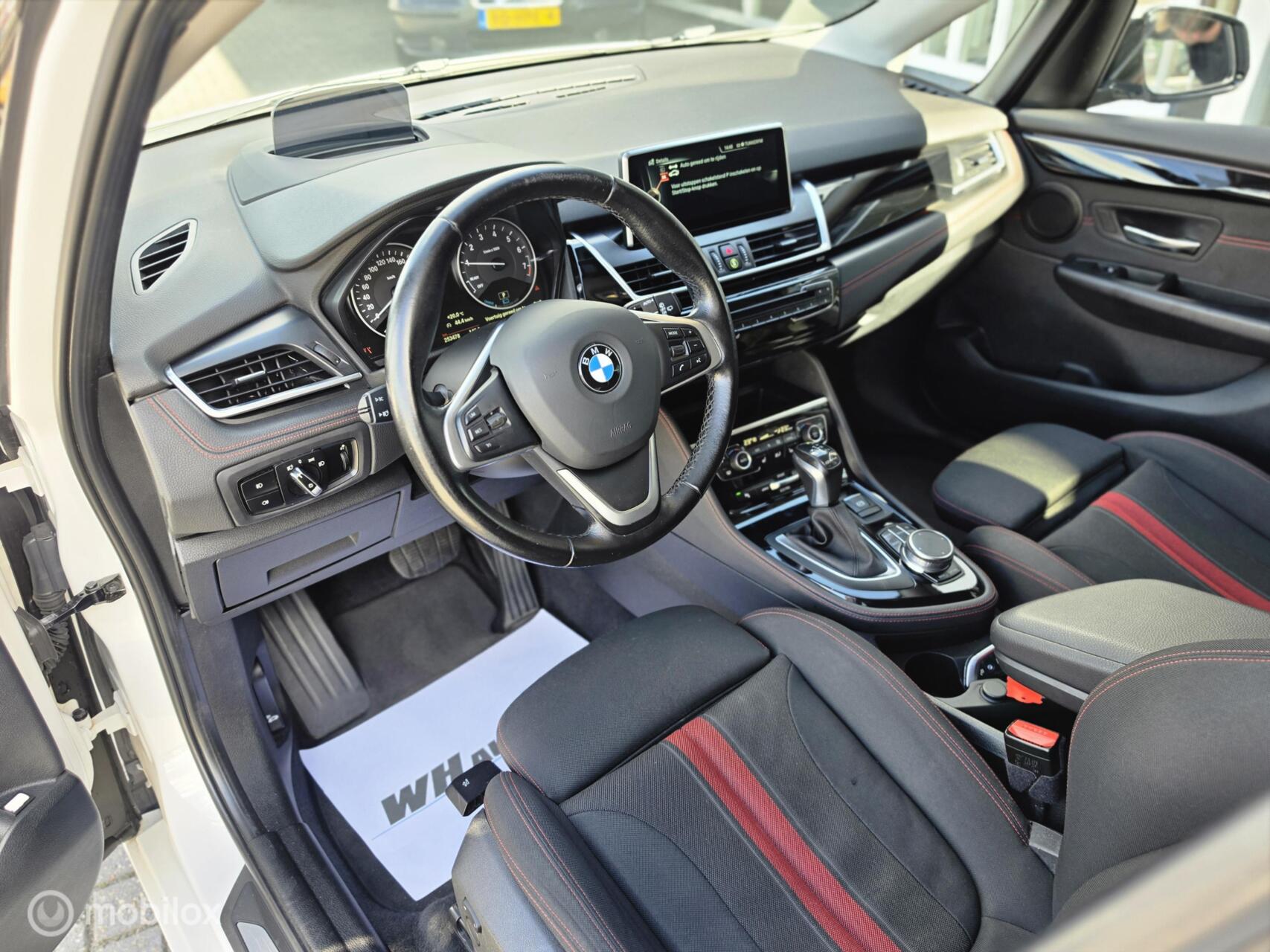 Foto van BMW 225xe Active Tourer