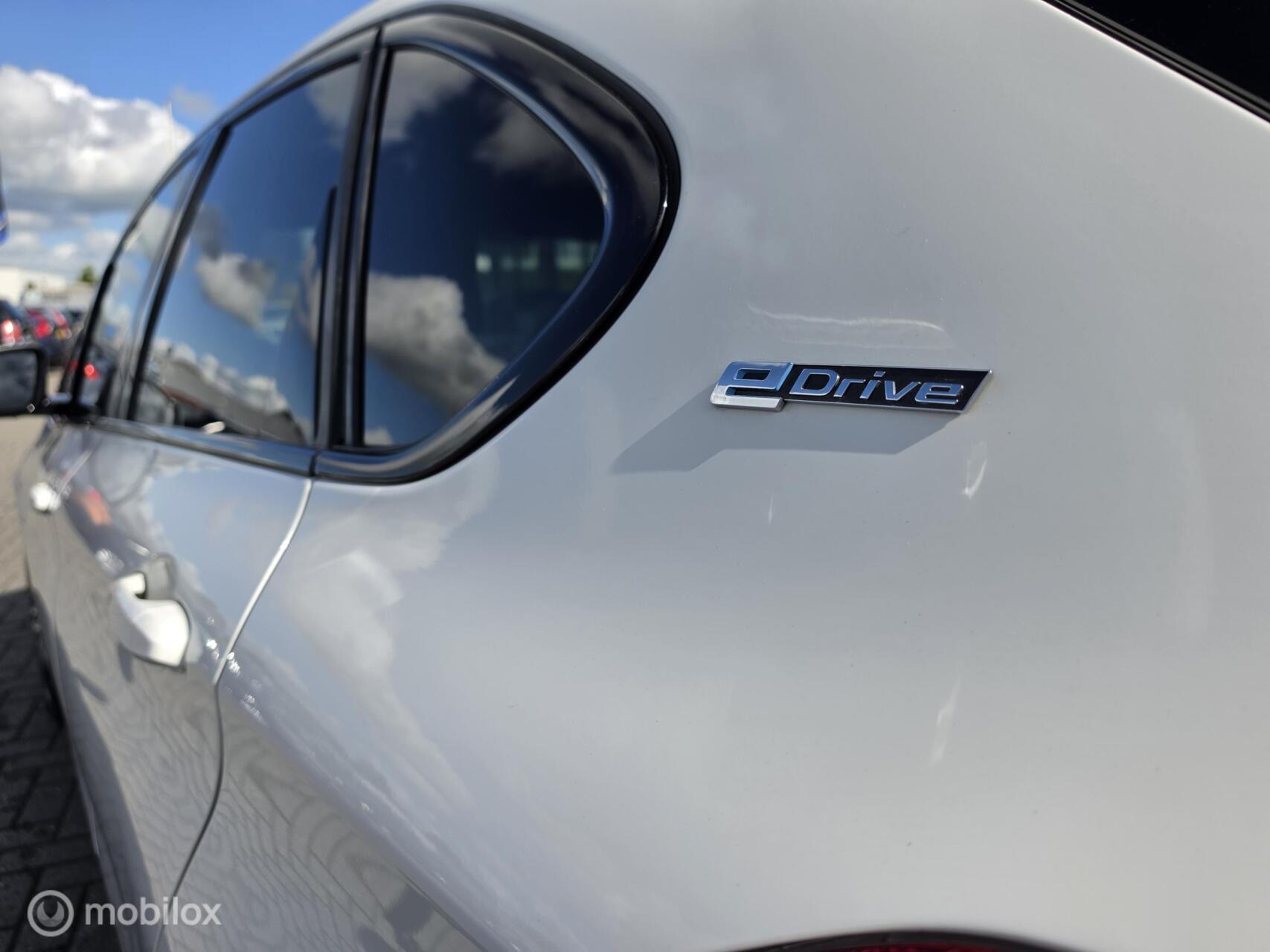 Foto van BMW 225xe Active Tourer