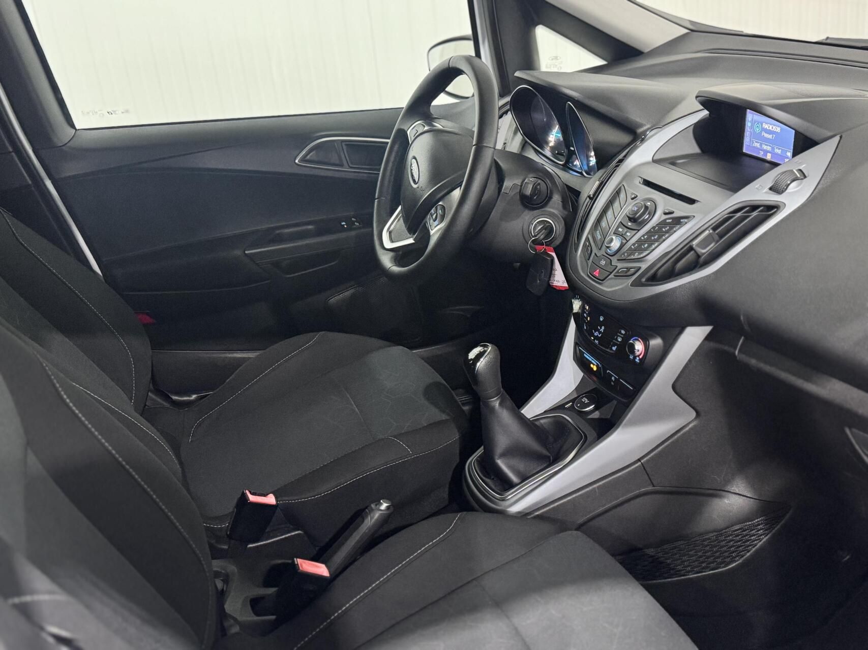 Foto van Ford B-max