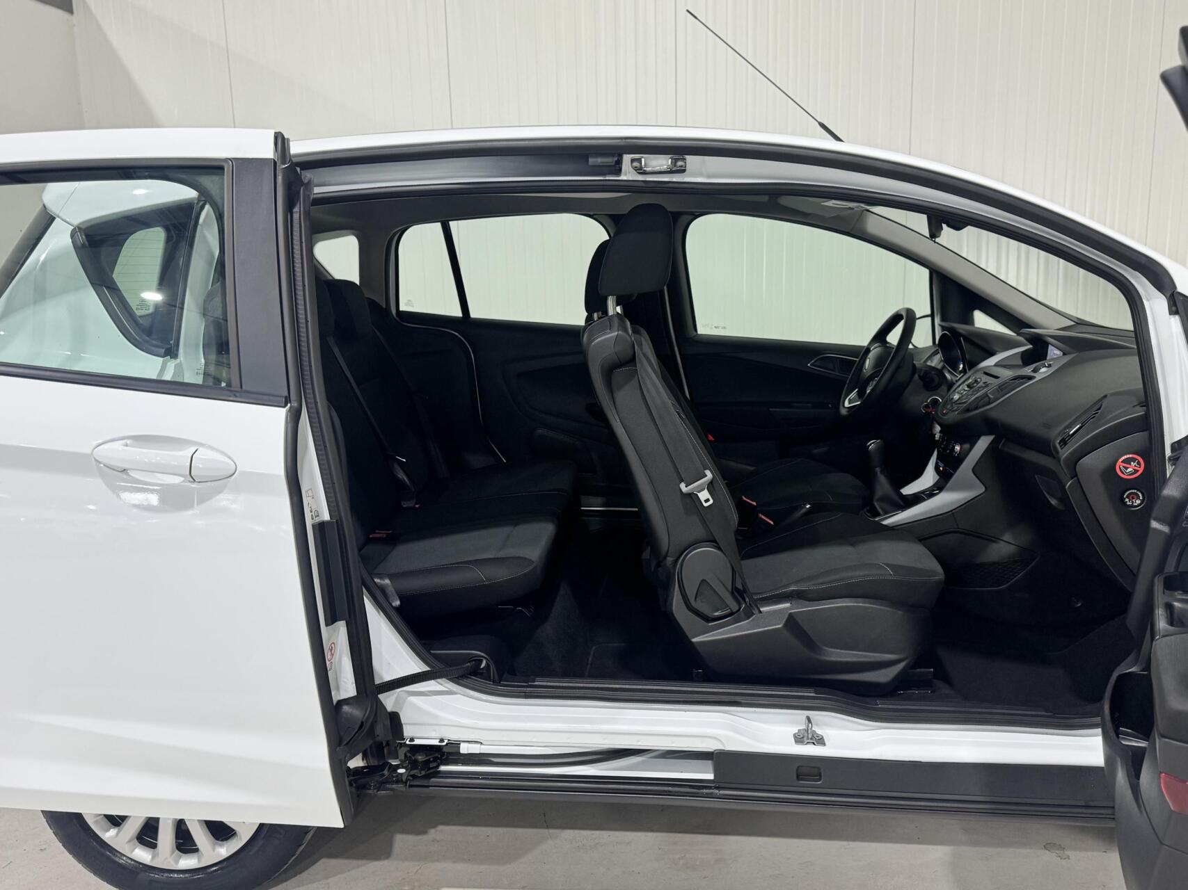 Foto van Ford B-max