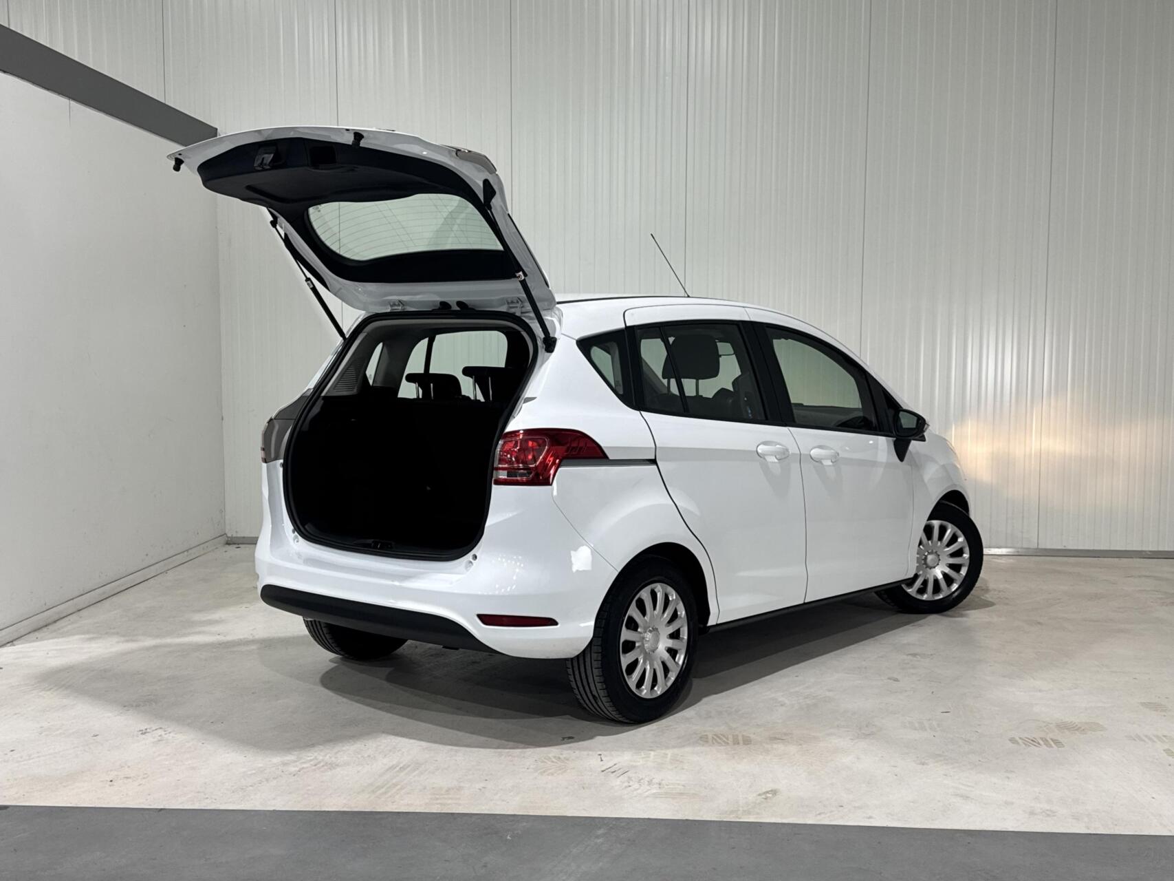 Foto van Ford B-max