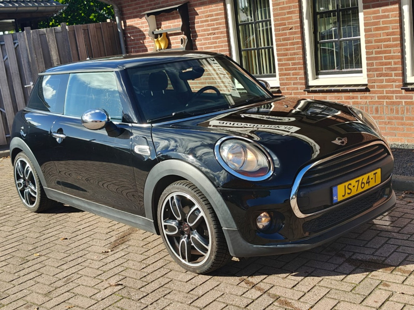 Foto van Mini One