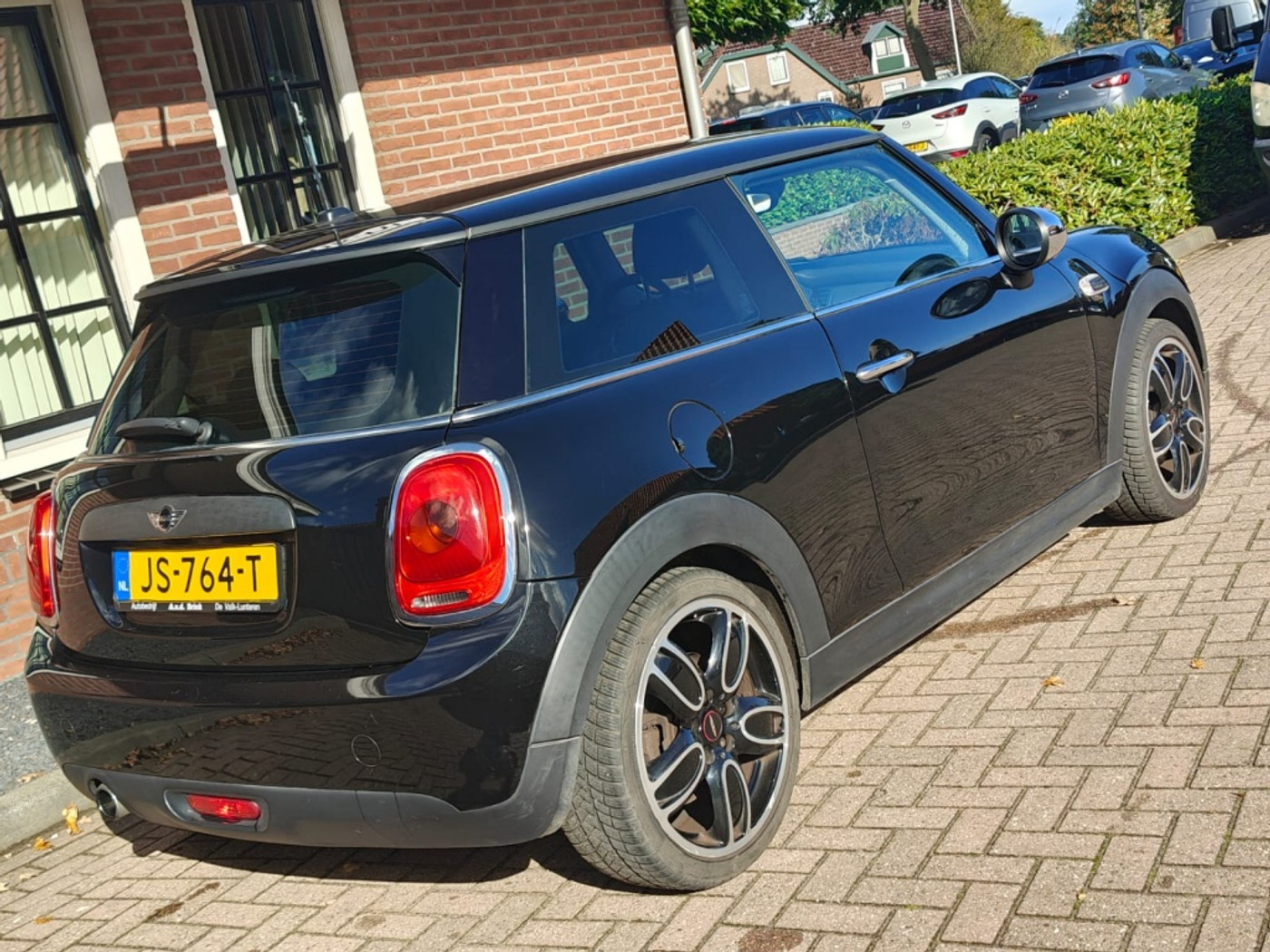 Foto van Mini One