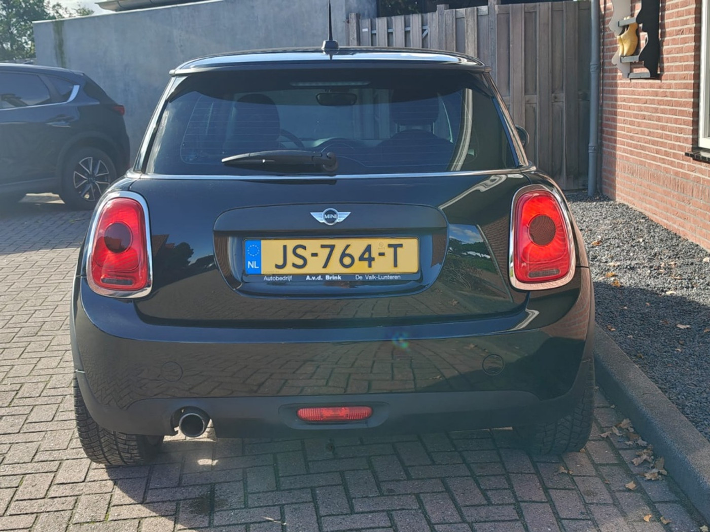 Foto van Mini One