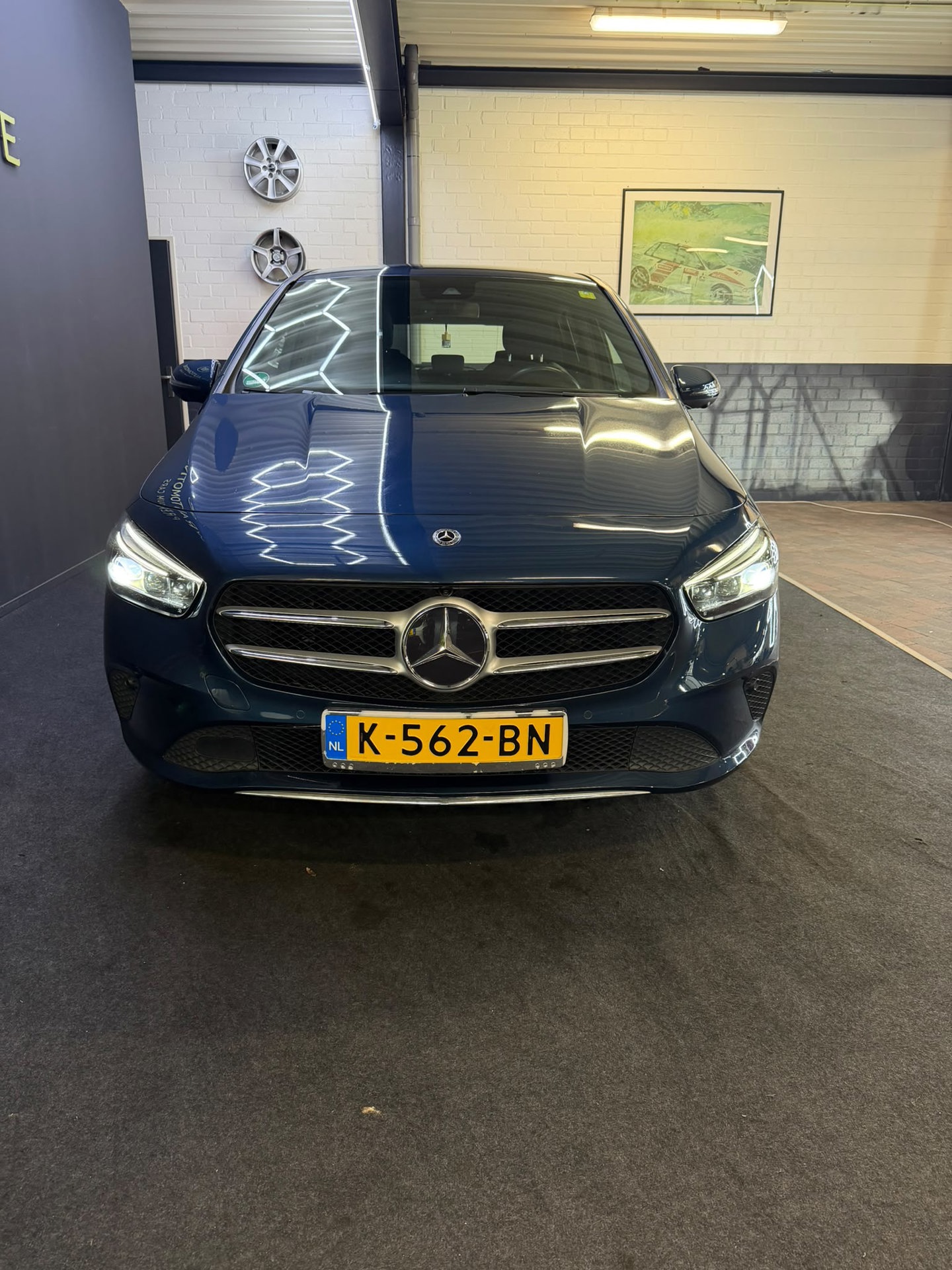 Foto van Mercedes-Benz B 220 4Matic
