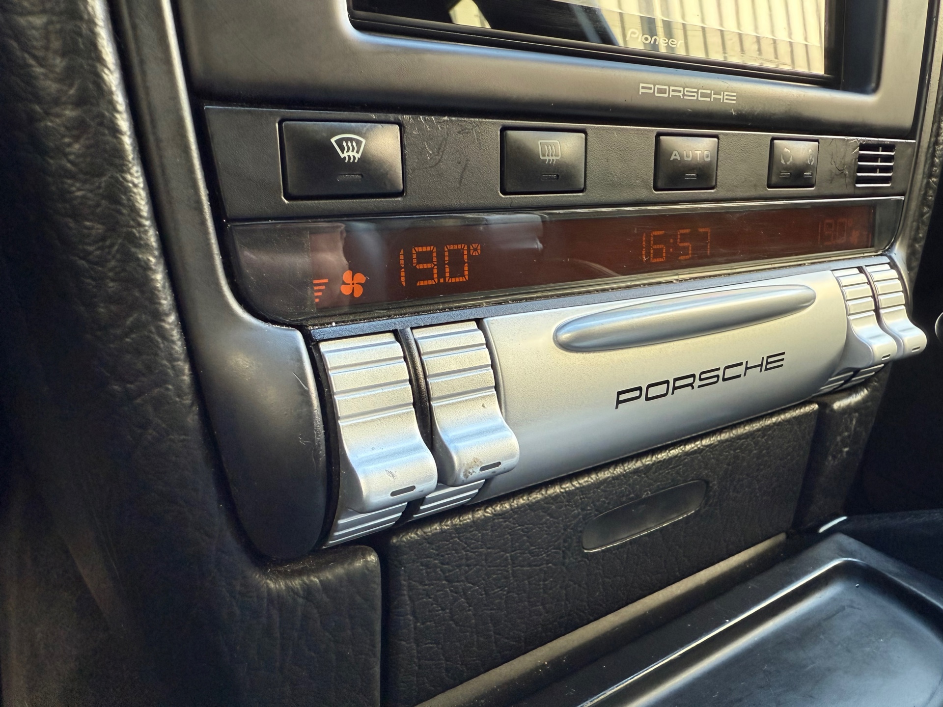 Foto van Porsche Cayenne S