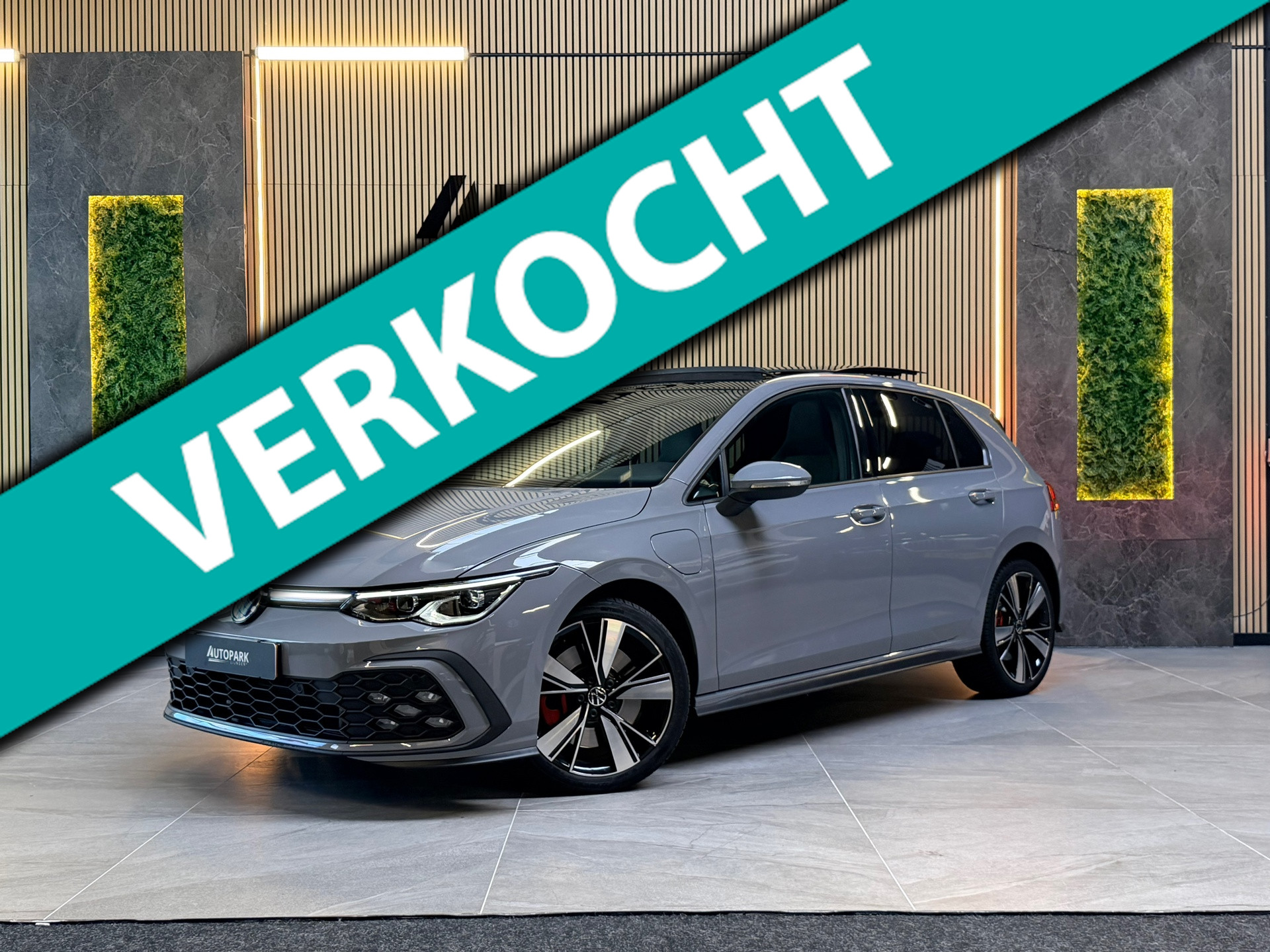 Volkswagen Golf GTE 1.4 eHybrid GTE |BTW|PANO|VIRTUAL|IQ LIGHT|ACC|STOEL+STUUR VERWARMING|CARPLAY|LANE ASSIST|245PK|BOMVOL!| 2021 - voorkant