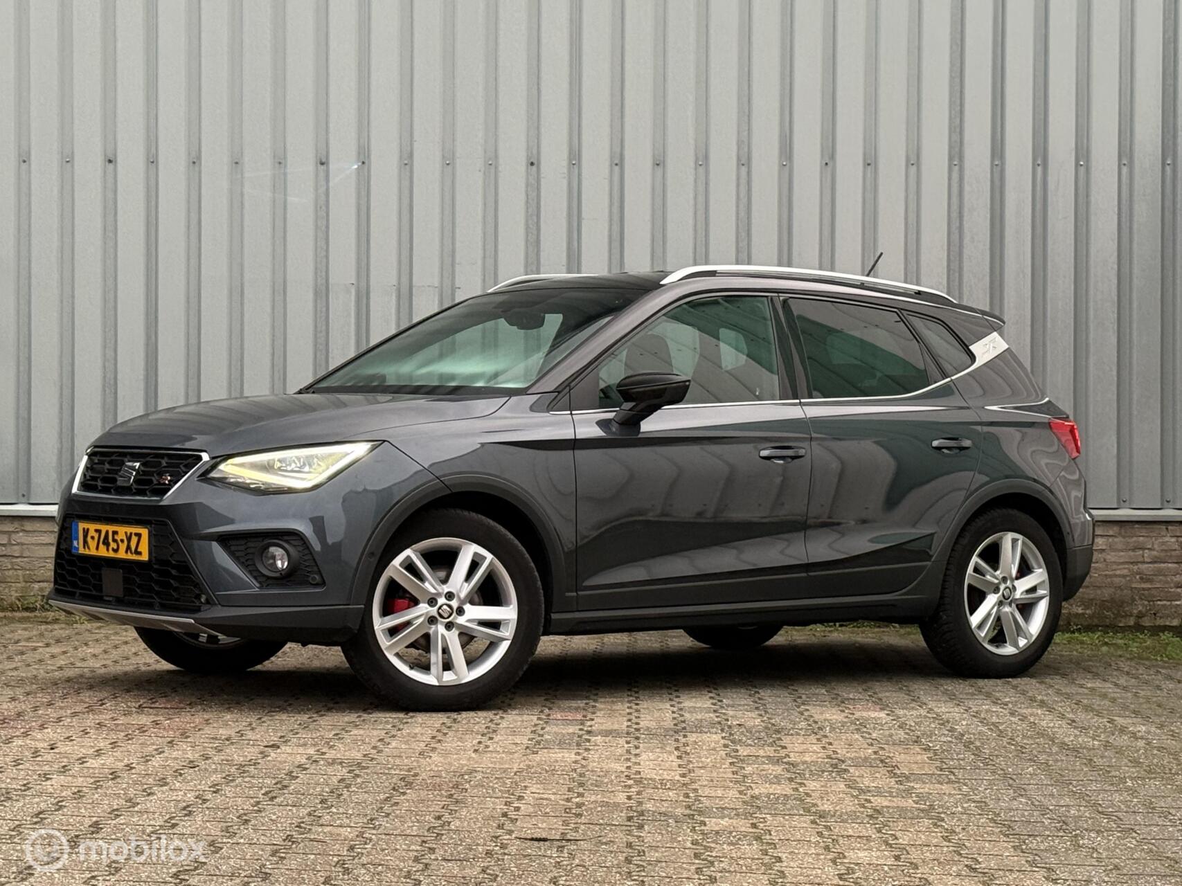 Seat Arona 1.0 TSI FR | CarPlay | Camera | Trekhaak 2020 - voorkant