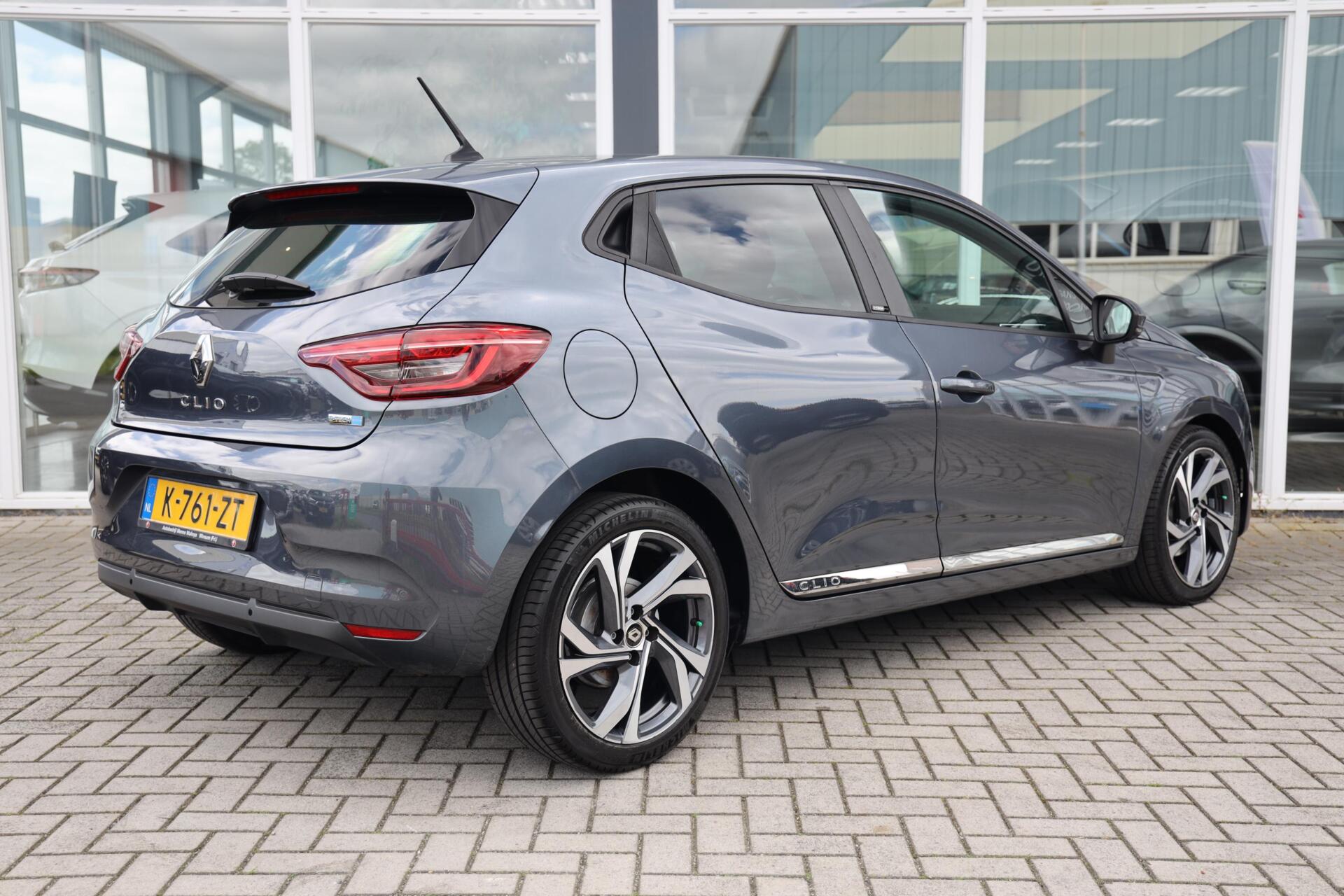Foto van Renault Clio E-tech Hybrid