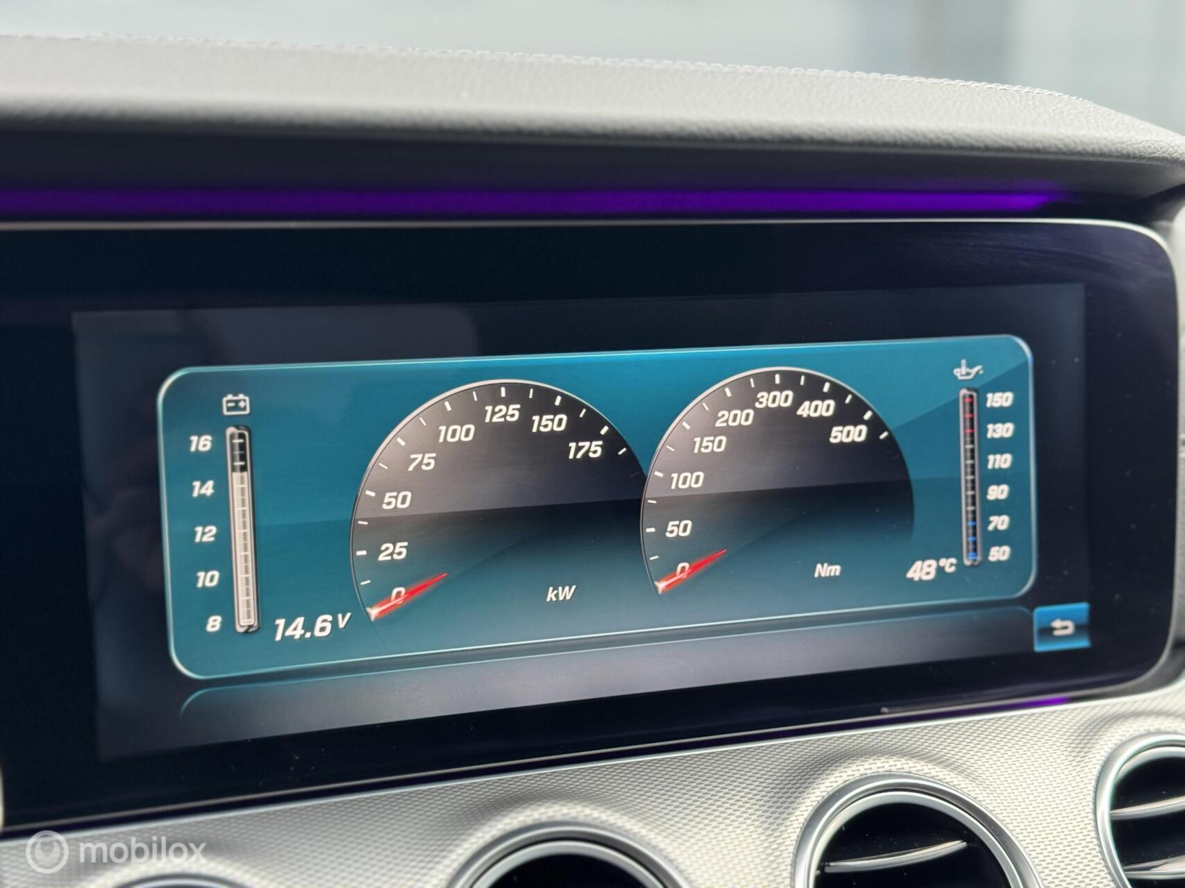Foto van Mercedes-Benz E 220 D